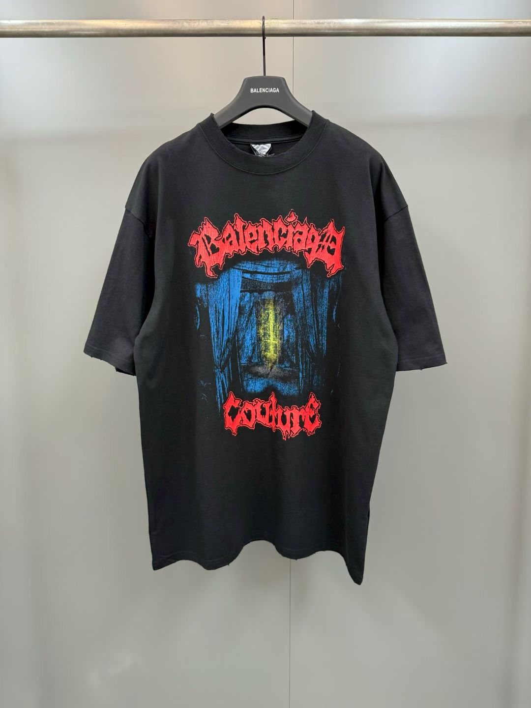 NO:778882,Balenciaga's new jersey fabric loose fit T-shirt, round neck, short sleeves, front and back decorated with salon de couture artwork prints, high version, Balenciaga-clothing, balenciaga, balenciaga, T-shirt, tees, t-shirt,19860909巴黎家新款平纹针织面料宽松版T恤 圆领 短袖 正面和背面饰以salon de couture艺术作品印花 高版本,巴黎世家-服装,balenciaga,balenciaga,T-shirt,tees，t-shirt,,Women's clothing