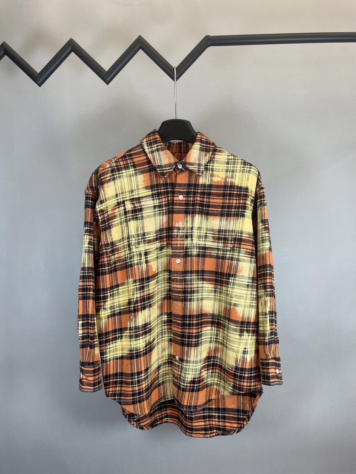 💰p315R13 2025 SS Spring and Summer New Brand Designer Style Shirt Cotton Check Symmetrical Long Sleeve Bleach Wash Contrast Color Design Button Blanket Opening and Closed Micro Loose Style Men and Women Size: S M L XL