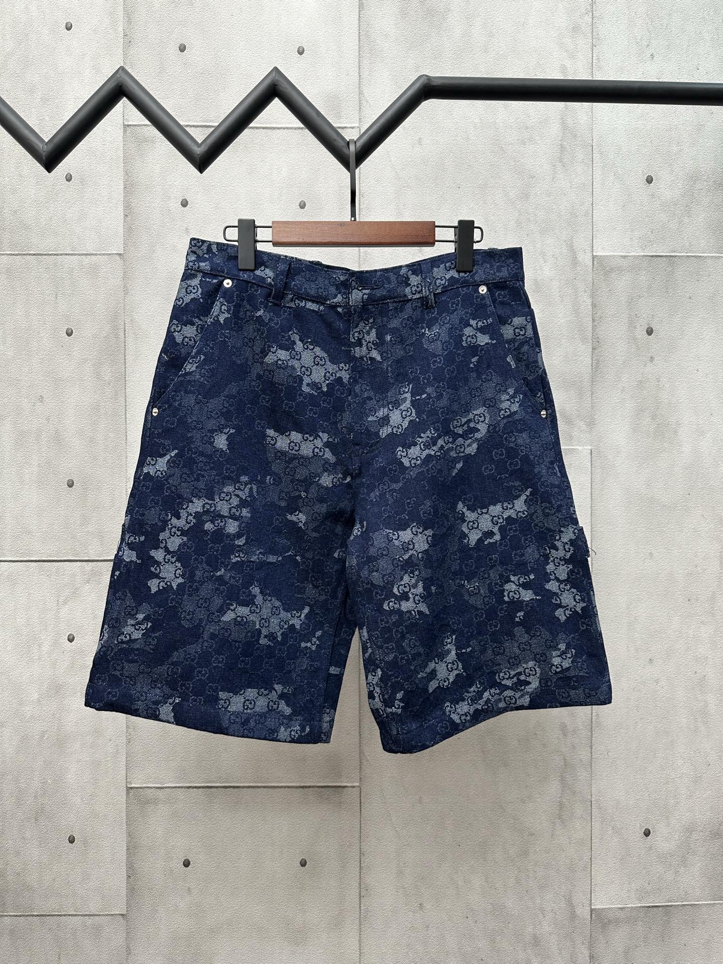 GUCCI Gucci 25SS Nuevos pantalones cortos vaqueros con flores de orquídea. Tallas: S M L XL
