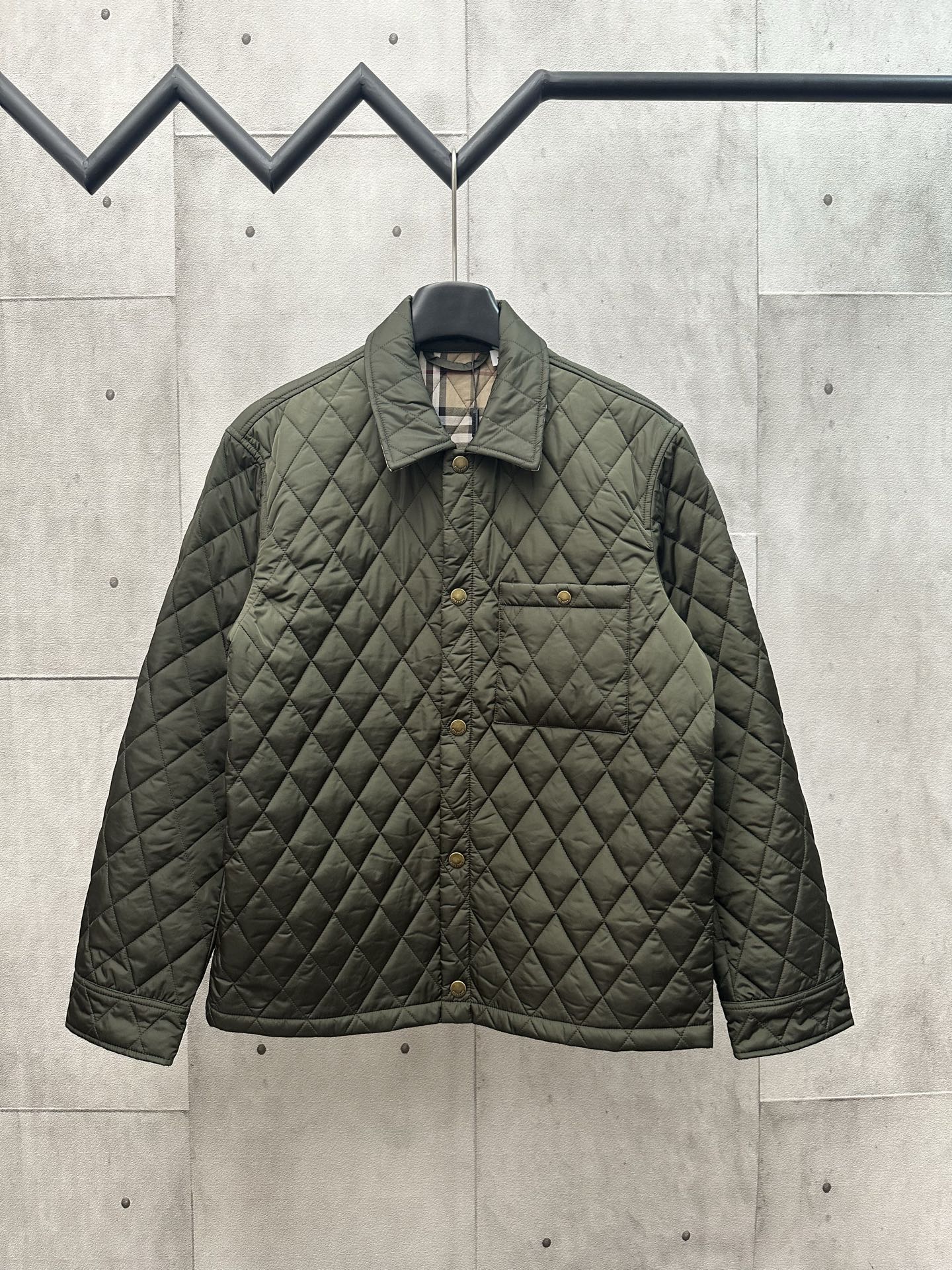 Burberry 25FW nuevo abrigo de algodón a cuadros. Compra original y desarrollo. No dudes en comparar cualquier versión d…