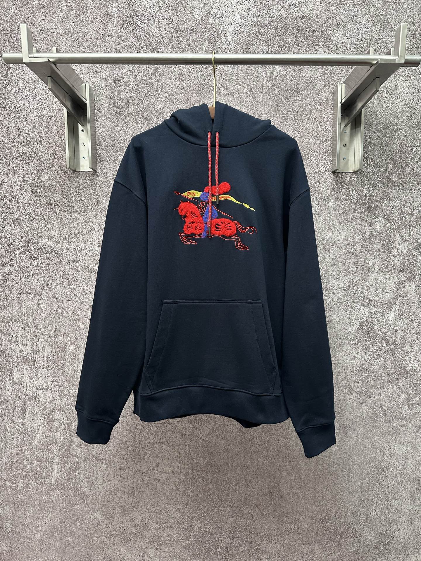 @p220 Bur*erry 2026SS nuevo estilo de primavera y verano Sudadera de punto con capucha y manga larga Tejido de felpa de…