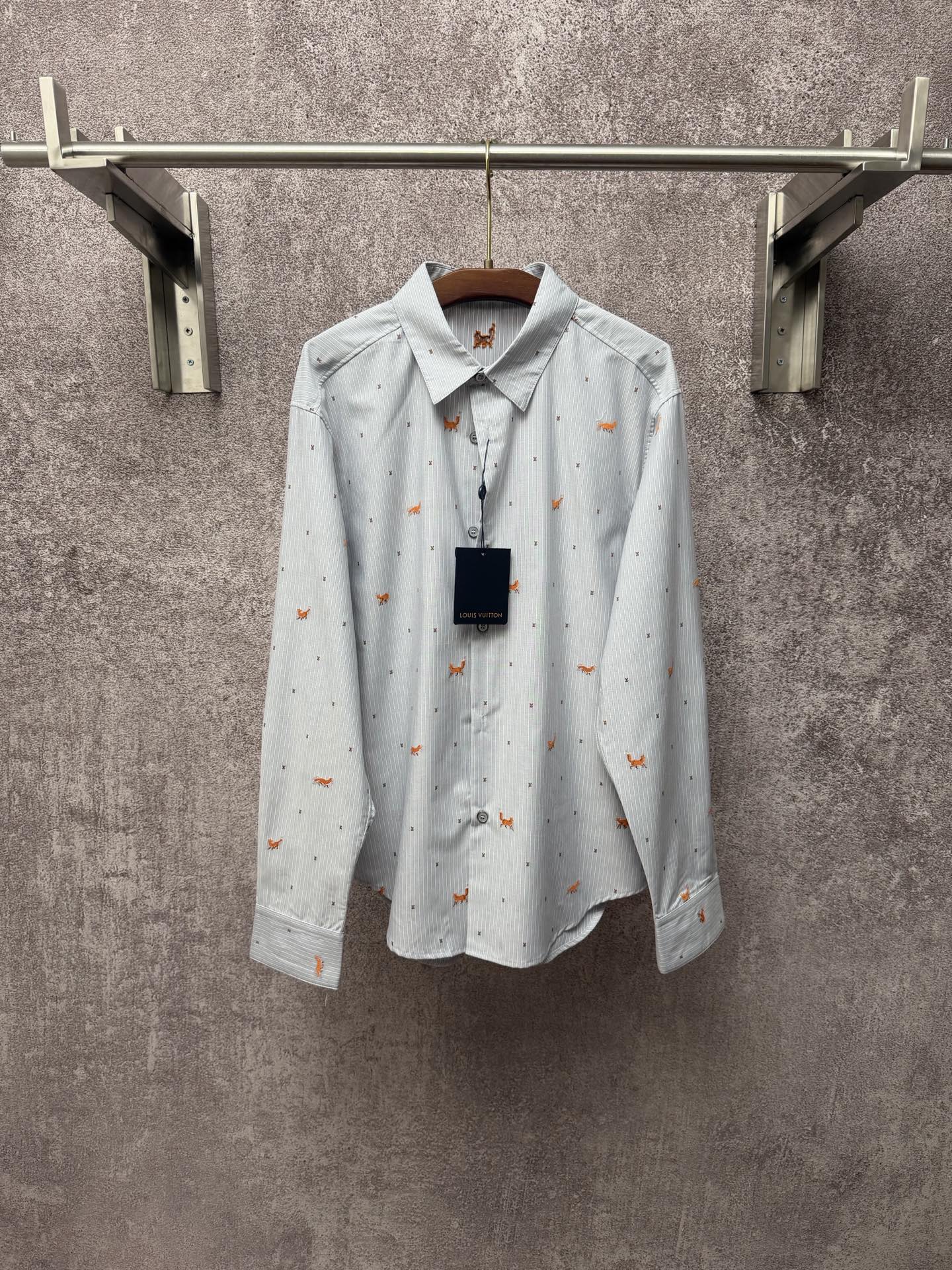 P210 LOUIS VUITTON 26ss nueva camisa de manga larga con corte a rayas Talla: S M L XL