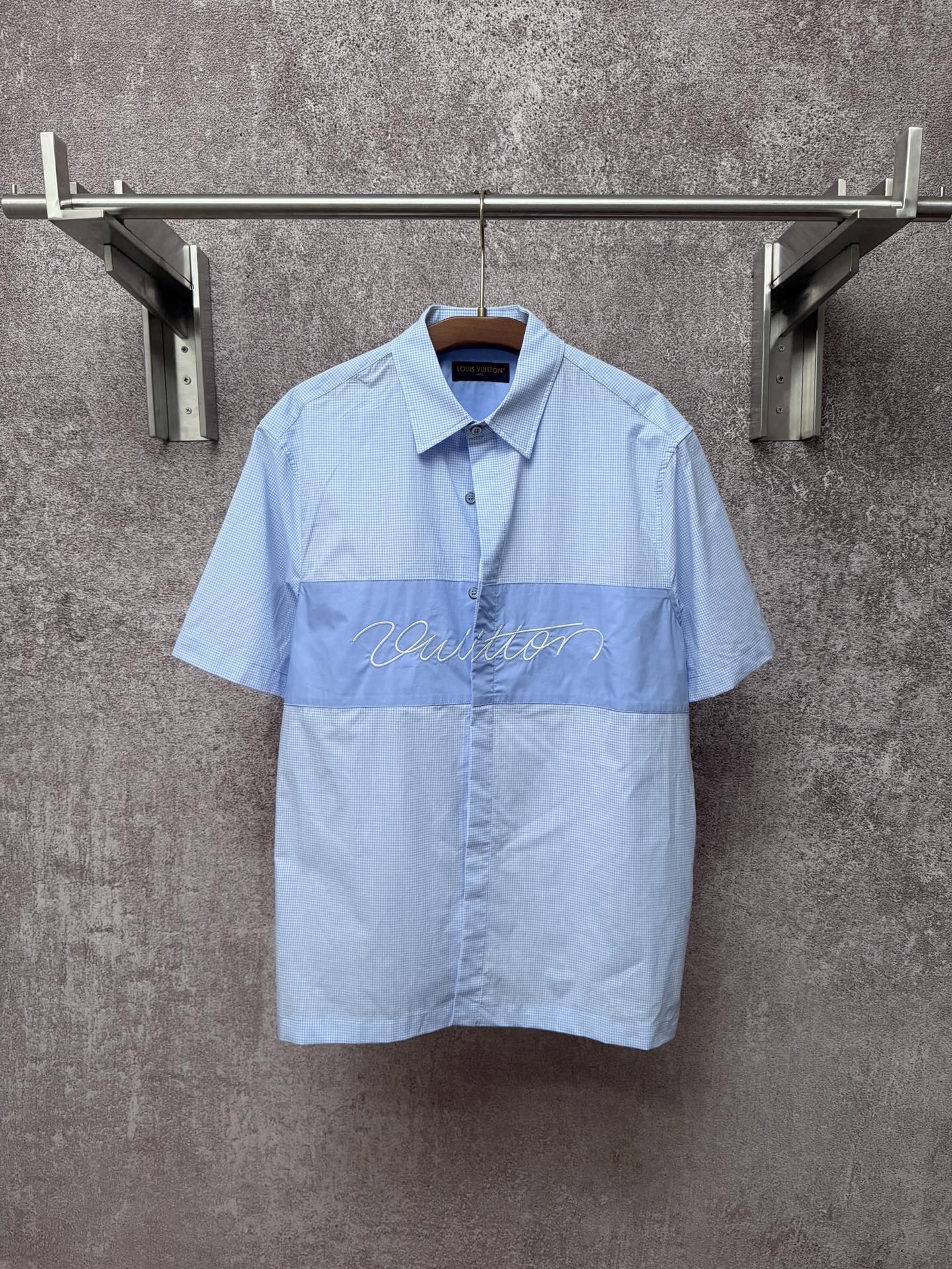 P185 1v/Louis 26ss Nuevo modelo Camisa de manga corta de algodón con patrón de cuadros teñido Tallas: S M L XL