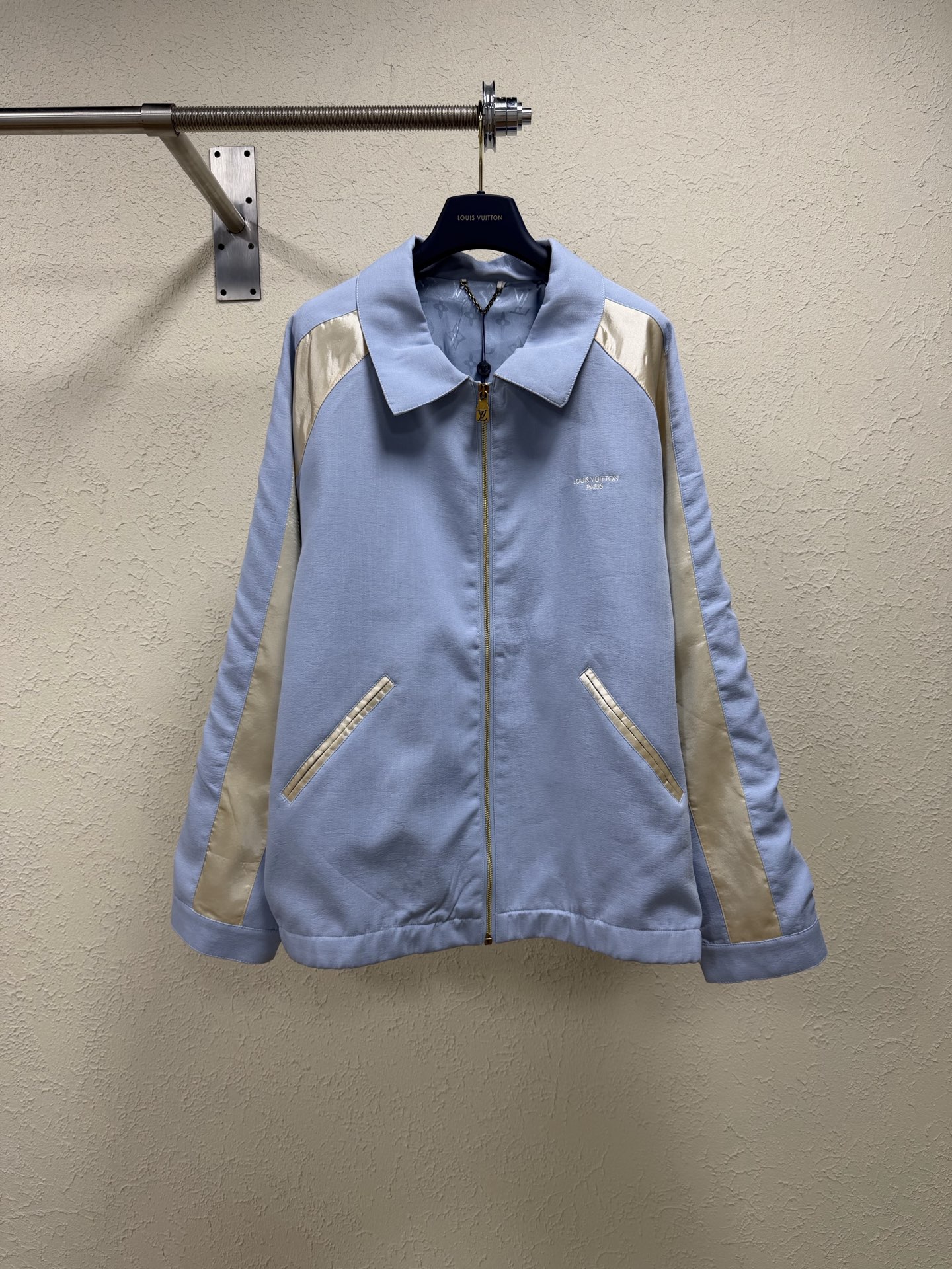 P285 1v/Louis 26SS colección de principios de otoño PREFALL-DL2 chaqueta con paneles combinados. Tallas: S, M, L, XL