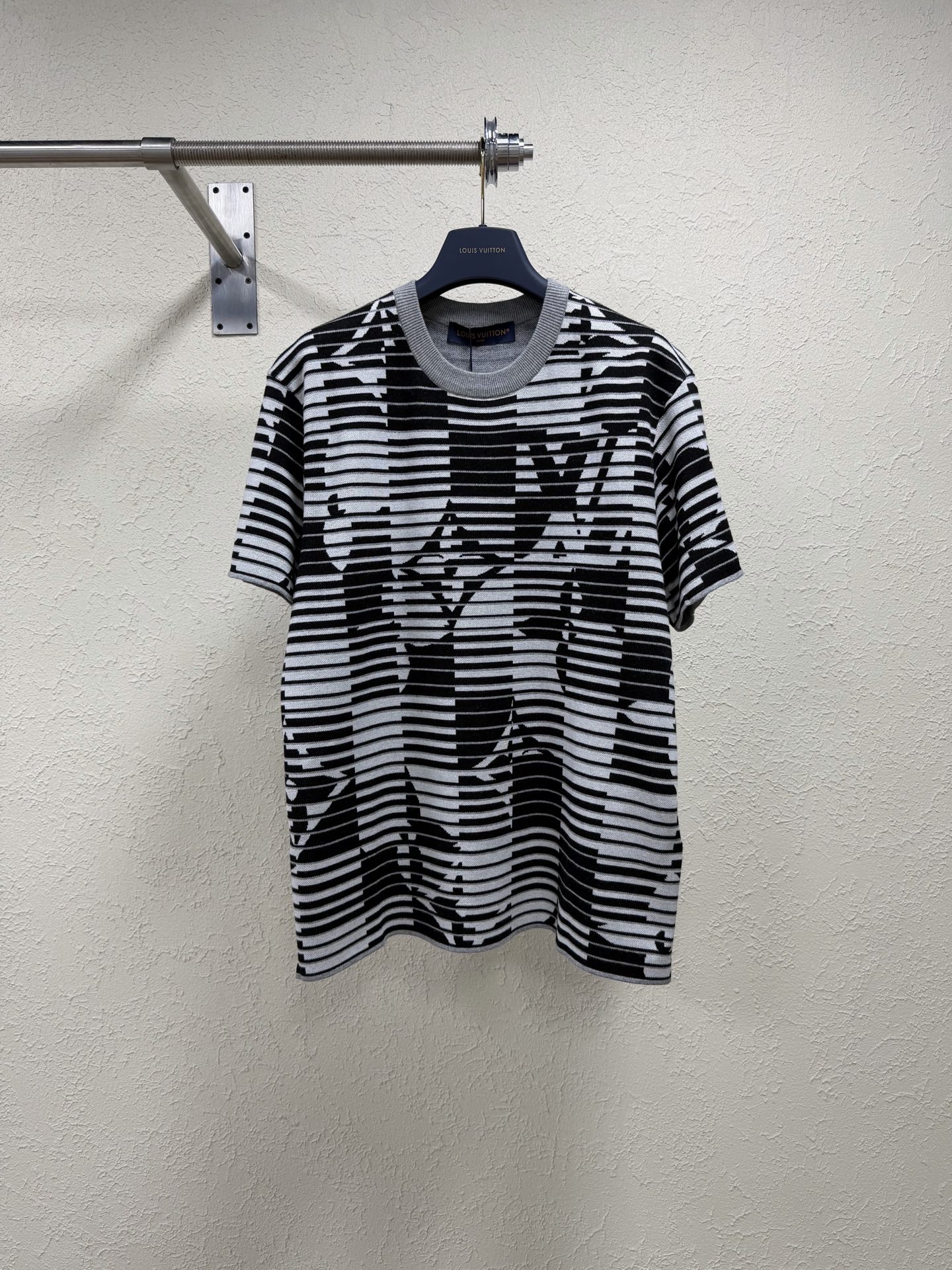 P175 1v/Luis 26SS Camiseta de manga corta de punto jacquard con letras y flores en colores contrastados, tallas: S M L …