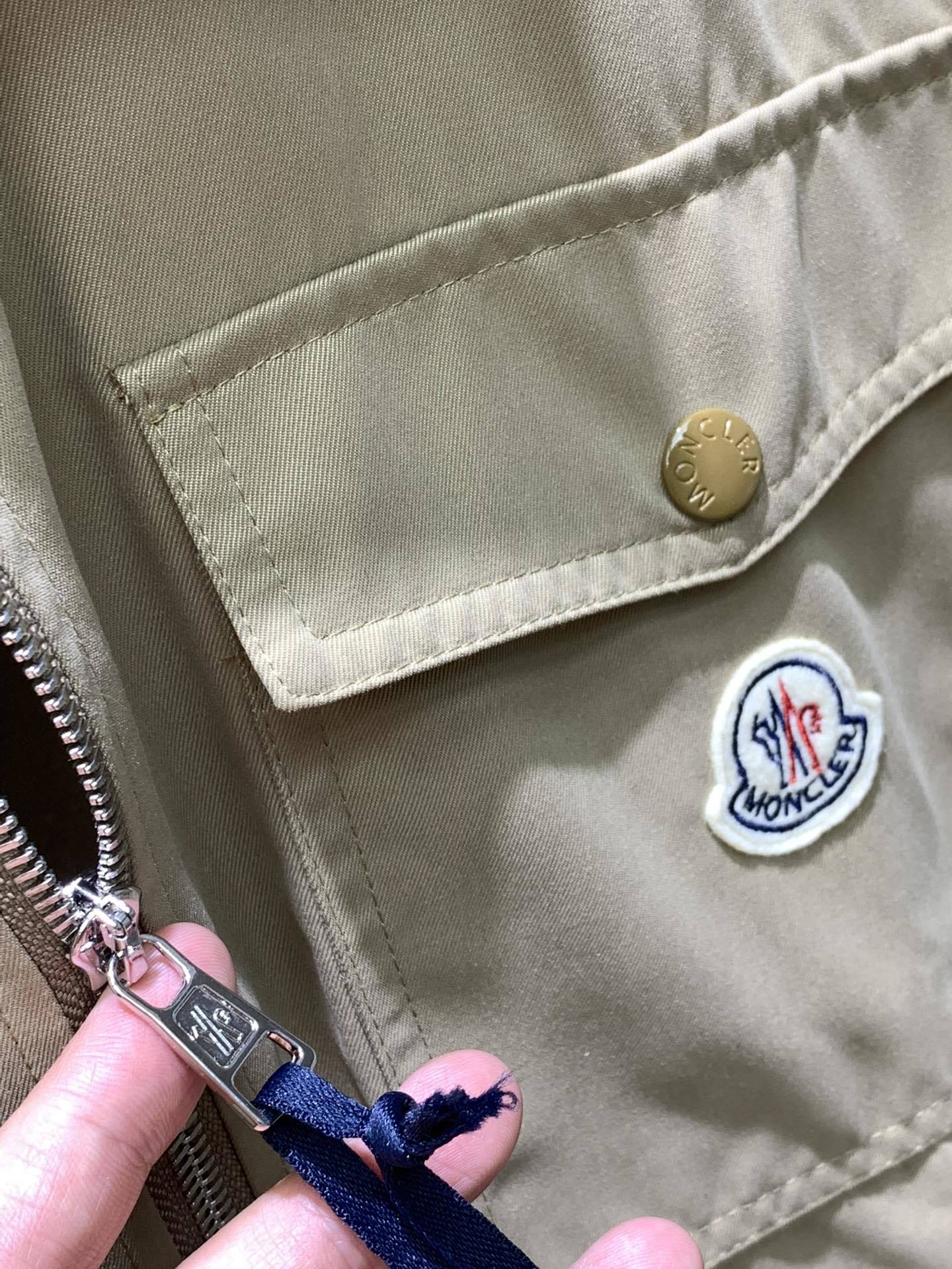 Moncler 蒙口,2024秋季最新品,官网专柜同步有售,售价6520,男士棉质华达呢拉链外套衬衫 这