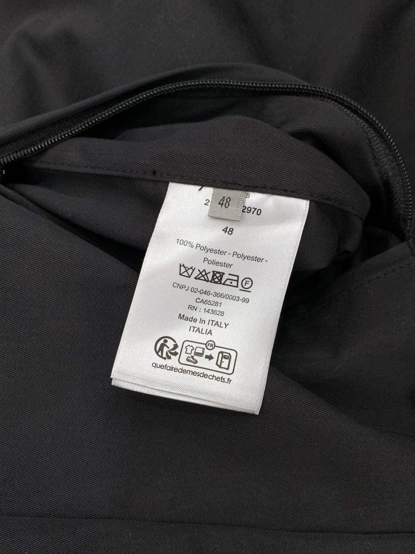 ，Dior 迪奥， 2025秋季新品，专柜同步有售，简约时尚休闲立领卫衣，原版进口面料，舒适透气，顶级刺