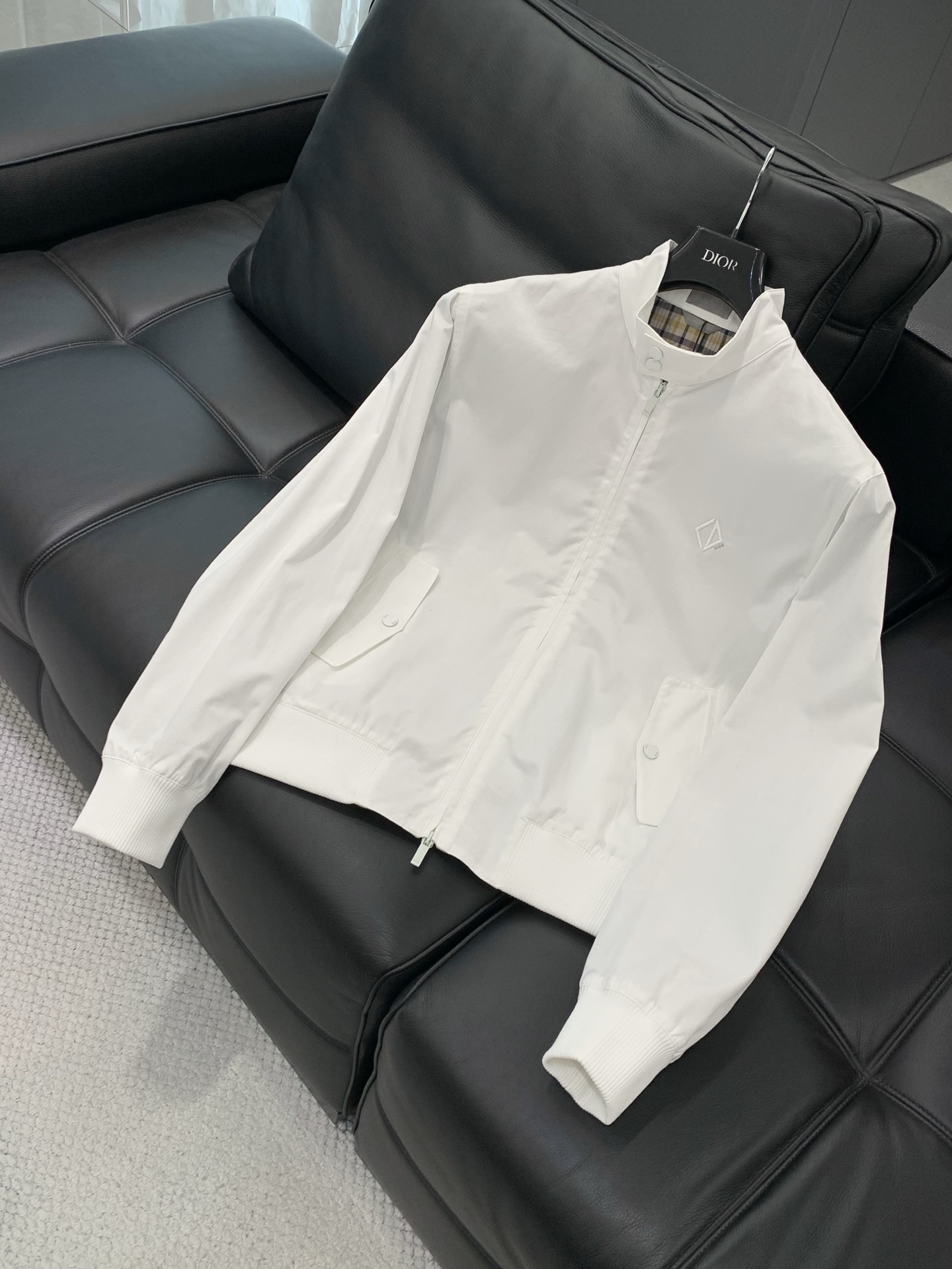 ，Dior 迪奥， 2025秋季新品，专柜同步有售，简约时尚休闲夹克立领外套，原版进口面料，舒适透气，顶