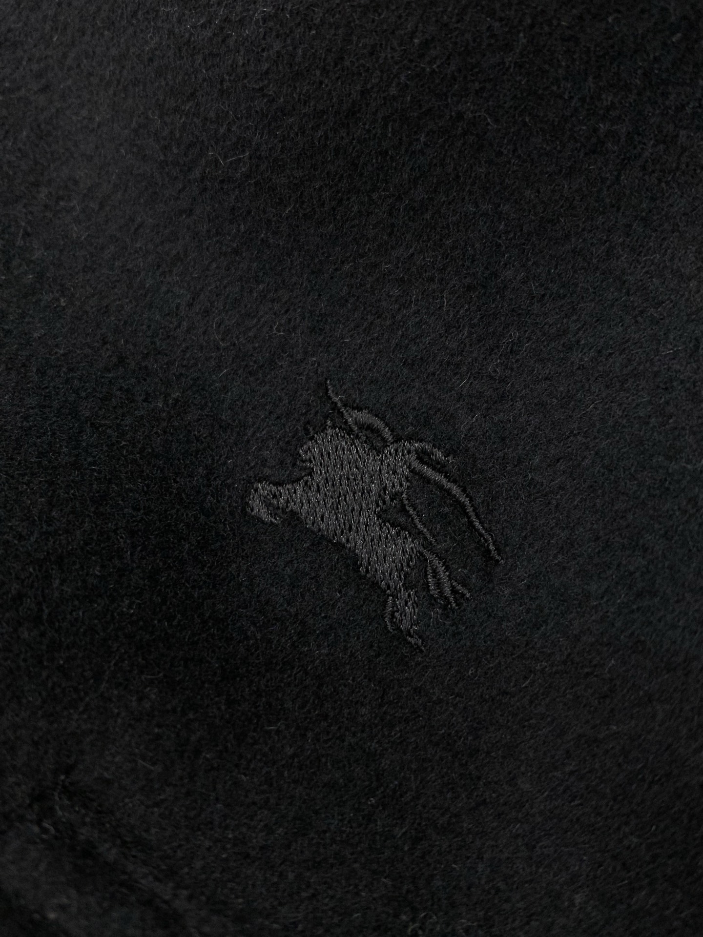 ，Burberry 巴宝莉，2025秋冬最新品，专柜同步有售，原单狠货，时尚休闲夹克外套，进口原版面料，