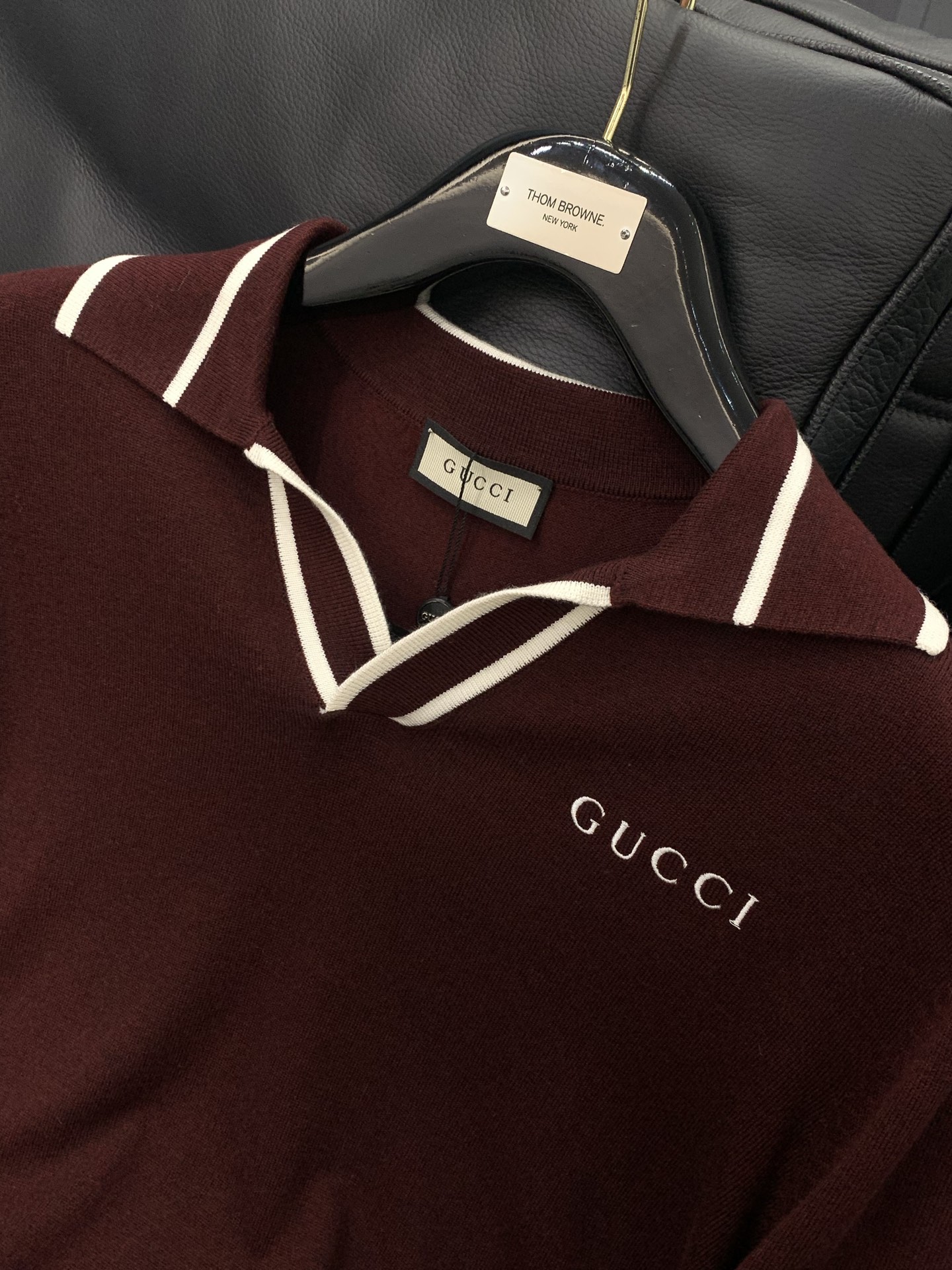 ，Gucci 古驰，2025冬季最新款，专柜同步有售，原单狠货，时尚休闲翻领针织毛衣，上身很有特点！吸睛