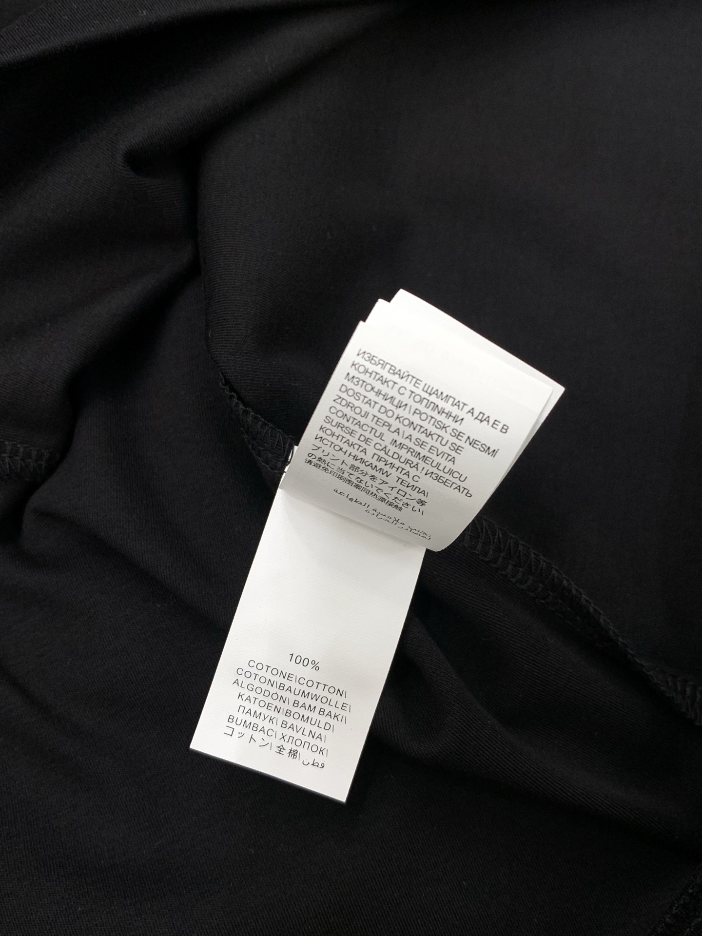 ，意大利神狮，2025夏季最新品，专柜同步有售，原单狠货，时尚休闲圆领短袖T恤，采用进口原版面料，顶级印