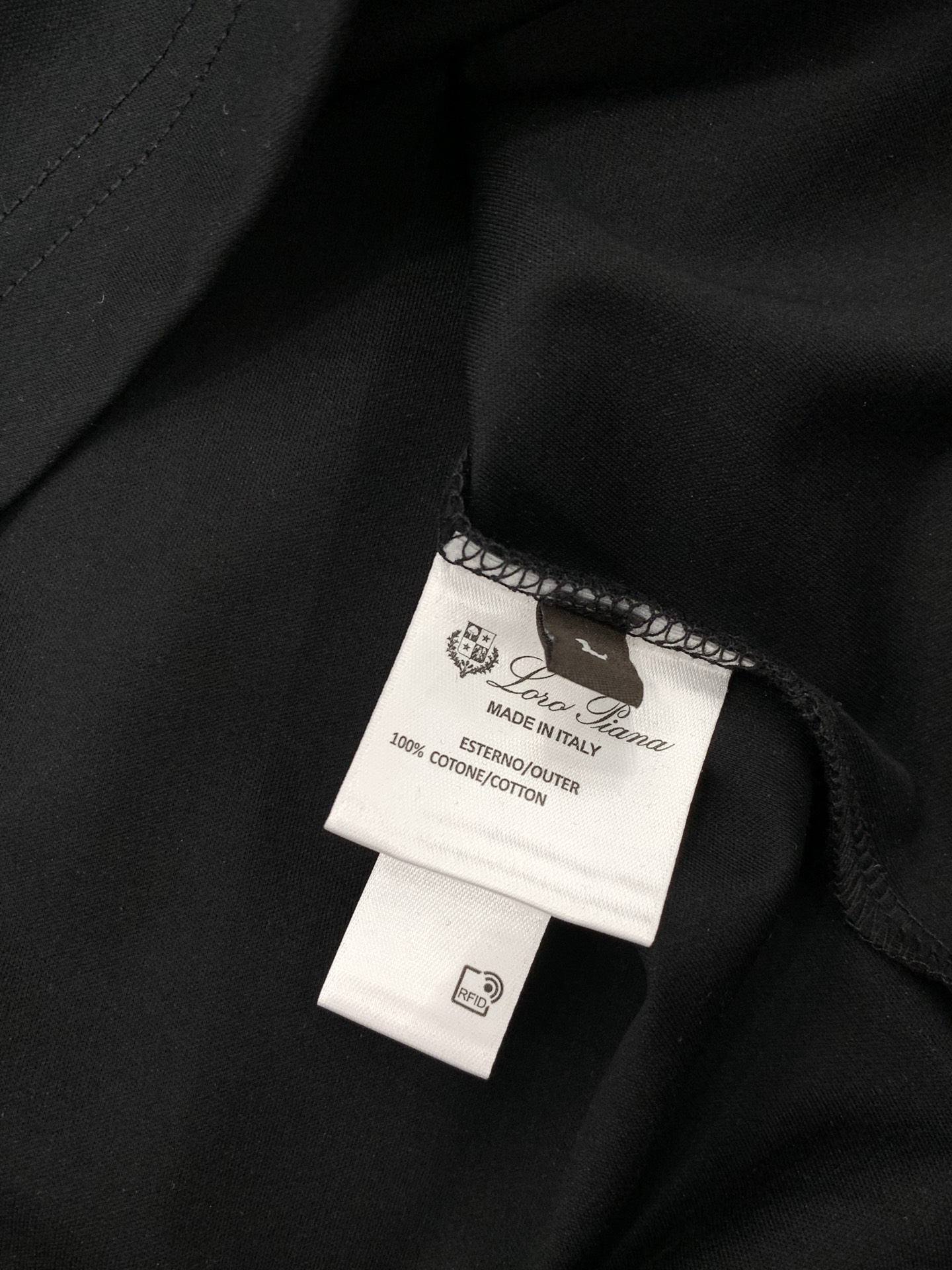 ，lp🆕(Loro Piana )，2025夏季最新品，专柜同步有售，原单狠货，时尚休闲圆领短袖T恤，采