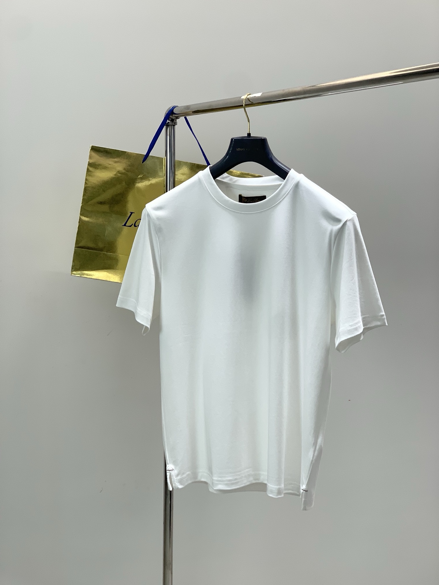 ，lp🆕(Loro Piana )，2025夏季最新品，专柜同步有售，原单狠货，时尚休闲圆领短袖T恤，采