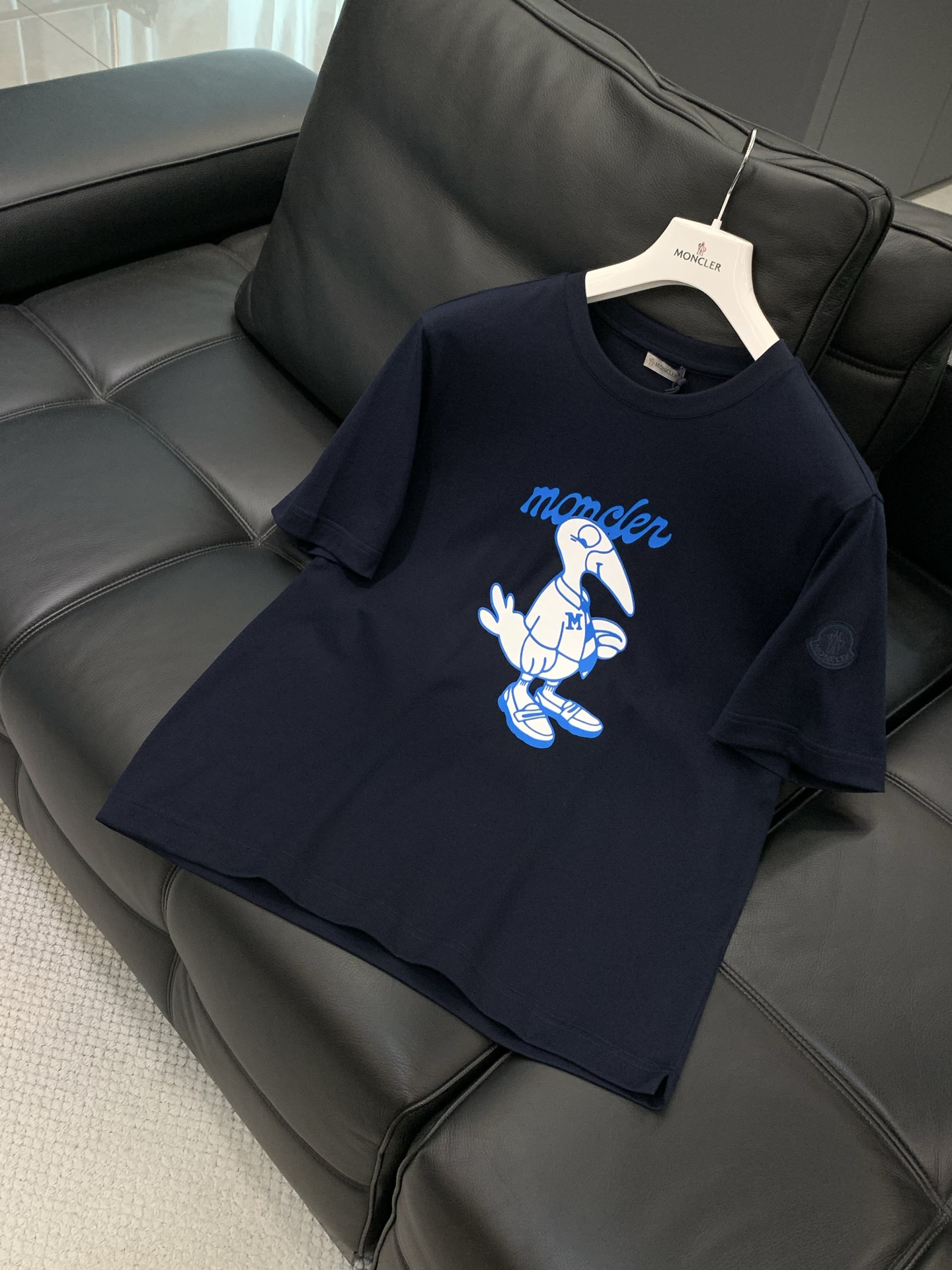 ，Moncler 蒙口，2025夏季最新品，专柜同步有售，原单狠货，时尚休闲圆领短袖T恤，上身舒适！吸睛