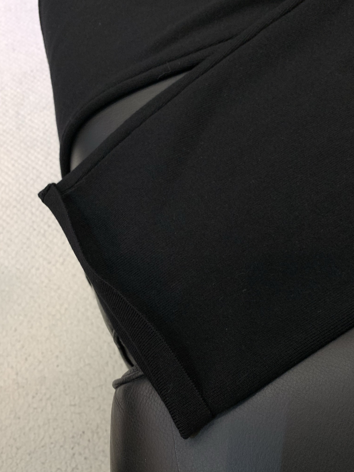 一套，lp🆕(Loro Piana )，2025秋季最新品，专柜同步有售，原单狠货，时尚休闲针织套装，采