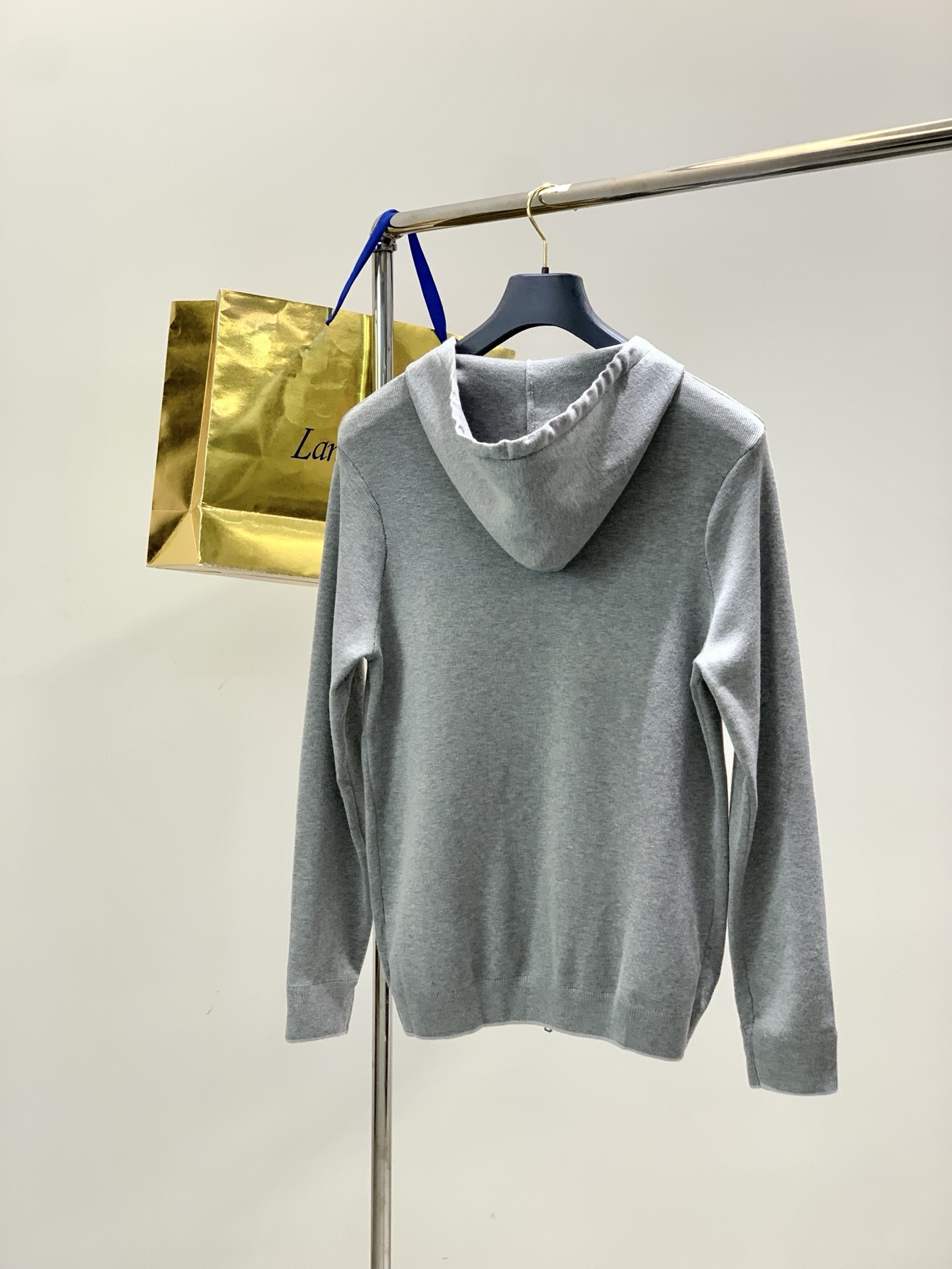 一套，lp🆕(Loro Piana )，2025秋季最新品，专柜同步有售，原单狠货，时尚休闲针织套装，采