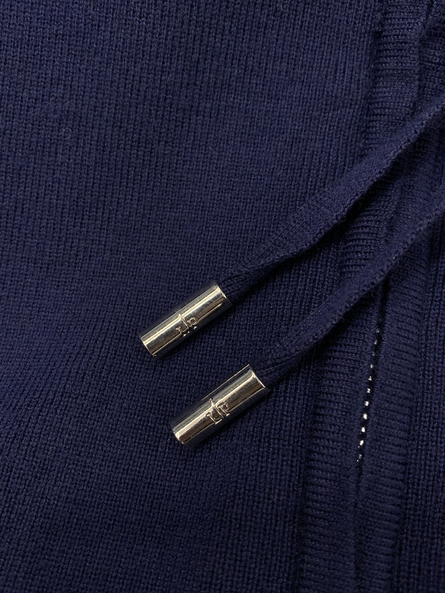 一套，lp🆕(Loro Piana )，2025秋季最新品，专柜同步有售，原单狠货，时尚休闲针织套装，采