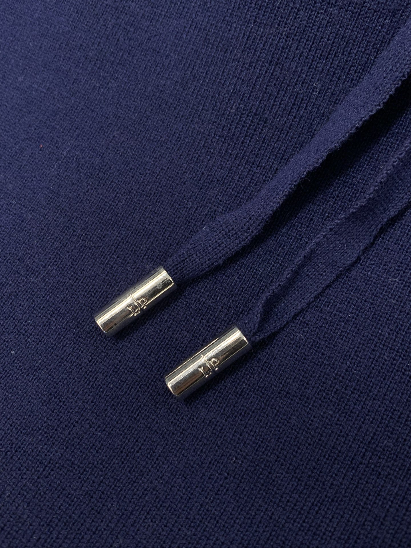 一套，lp🆕(Loro Piana )，2025秋季最新品，专柜同步有售，原单狠货，时尚休闲针织套装，采