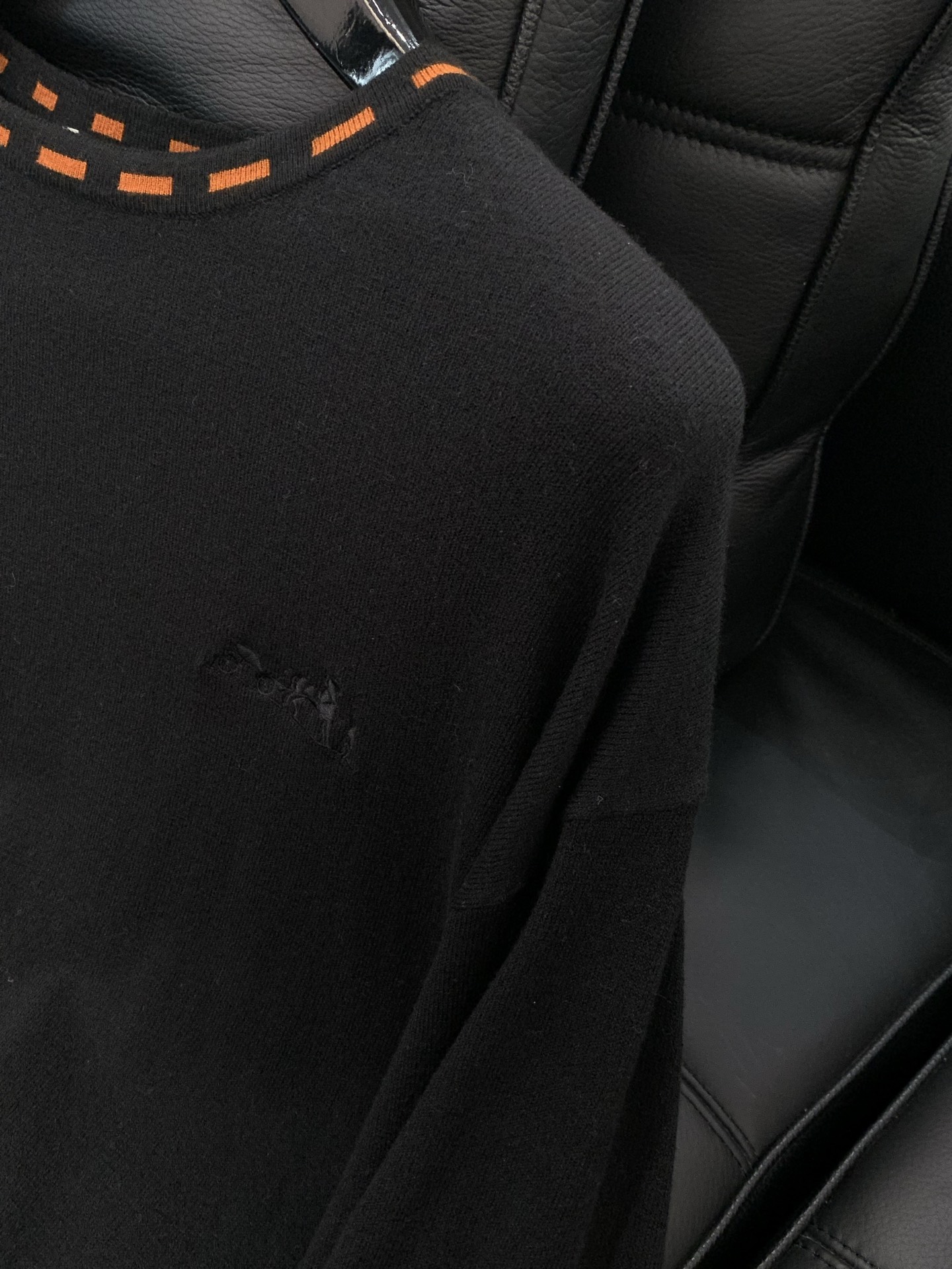 ，Hermès 爱马仕，2025冬季最新品，专柜同步有售，原单狠货，时尚休闲针织圆领毛衣，定制进口原版面