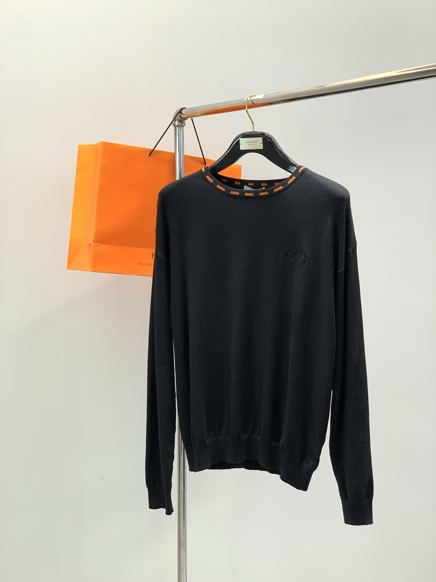 ，Hermès 爱马仕，2025冬季最新品，专柜同步有售，原单狠货，时尚休闲针织圆领毛衣，定制进口原版面
