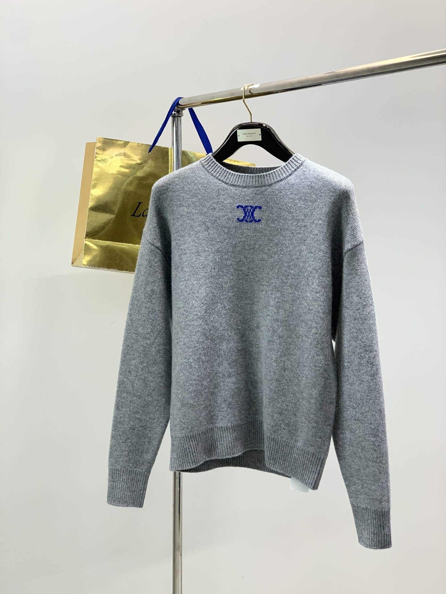 ，Celine 瑟琳，2025冬季新品，专柜同步有售，原单狠货，时尚休闲针织羊毛🐏毛衣，采用进口原版面料