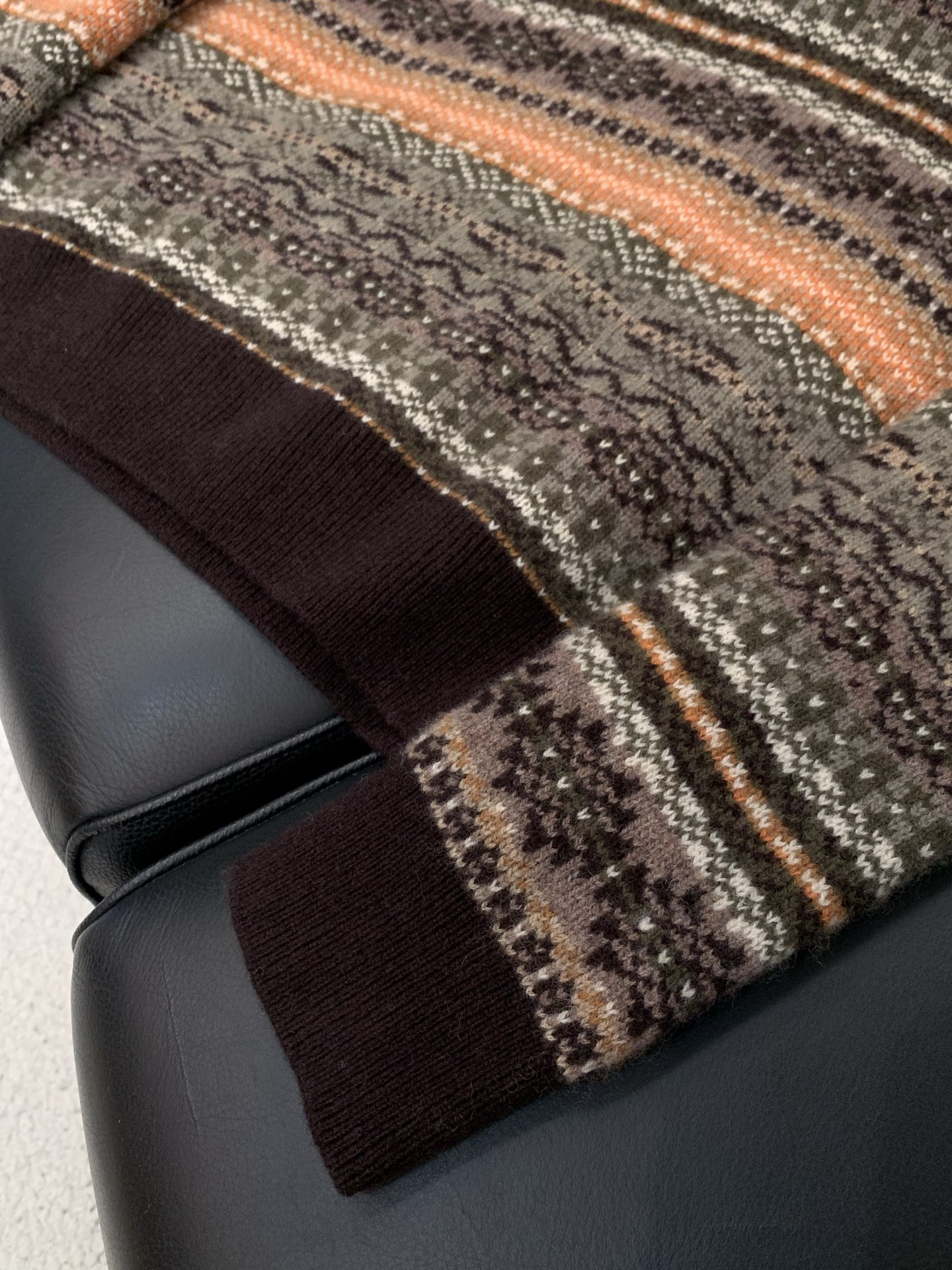 ，lp🆕(Loro Piana )， 2025冬季新品，时尚休闲针织羊毛🐏毛衣，采用进口原版面料，顶级针