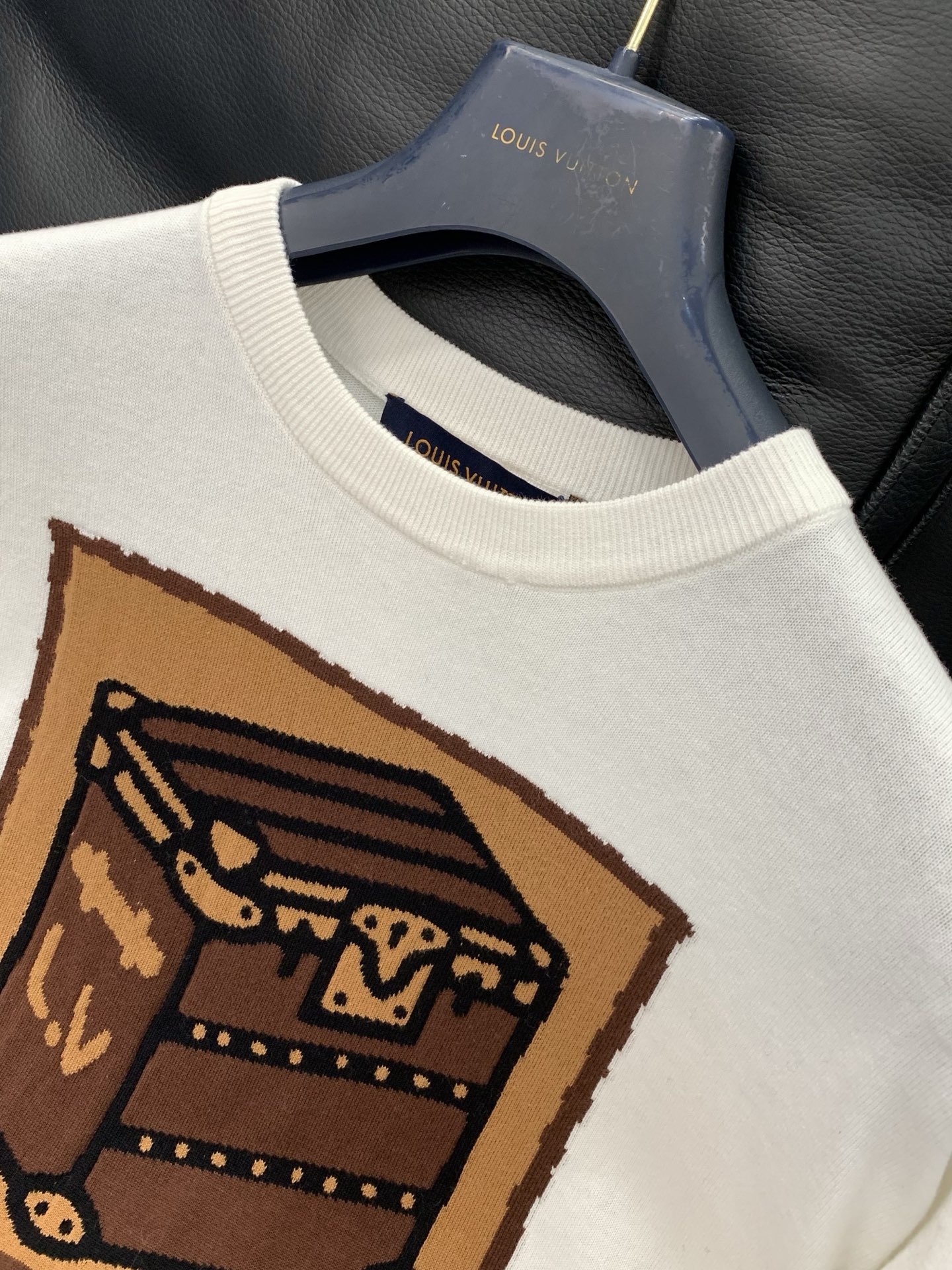 ，LouisVuitton 路易威登，2025秋季最新款，专柜同步有售，原单狠货，时尚休闲针织短袖，上身