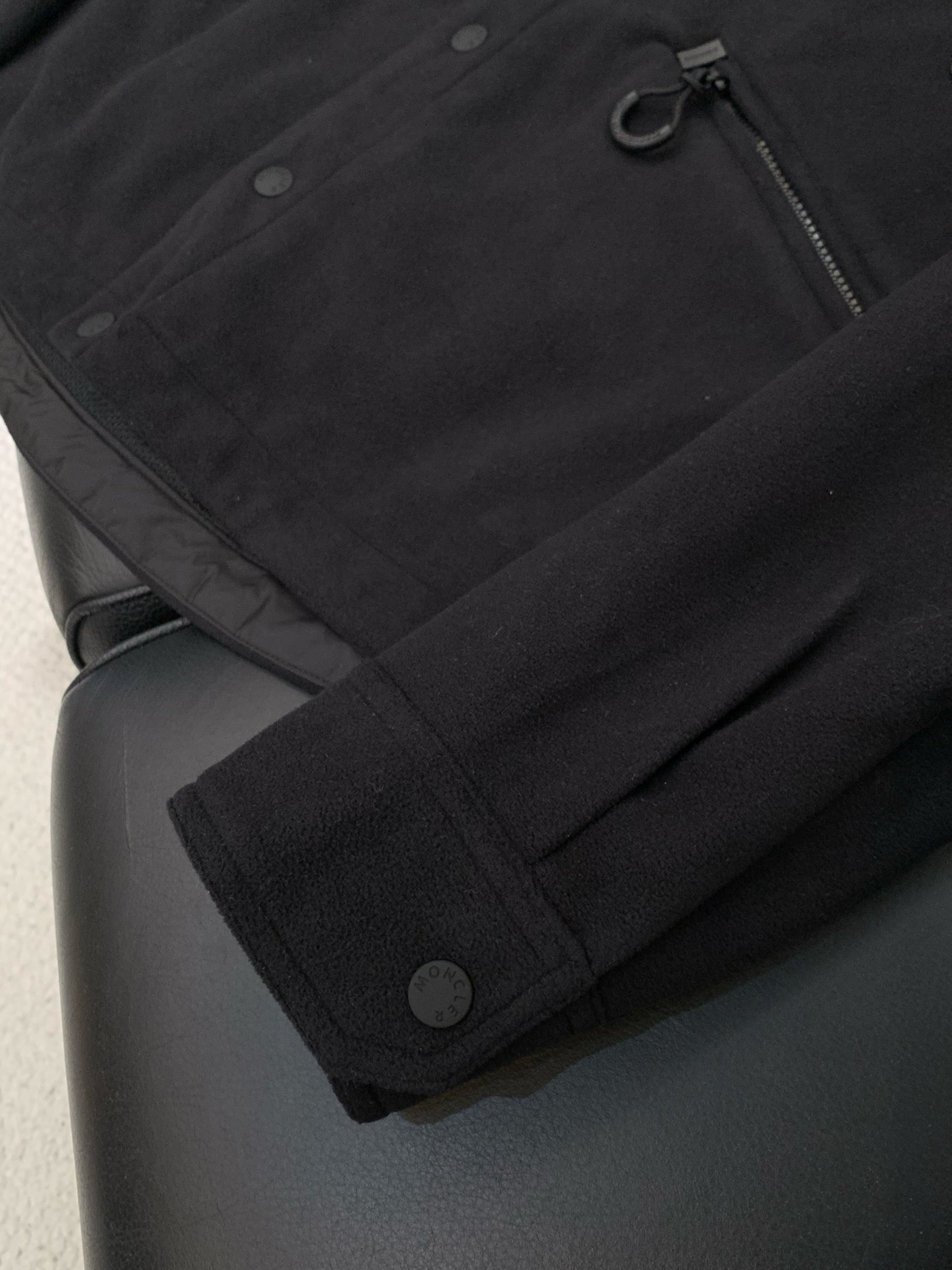 ，蒙口 工装系 进口摇粒绒 谁穿谁舒服！！法系户外系列….mon家顶尖结构户外设计….对工艺的巨大考验！