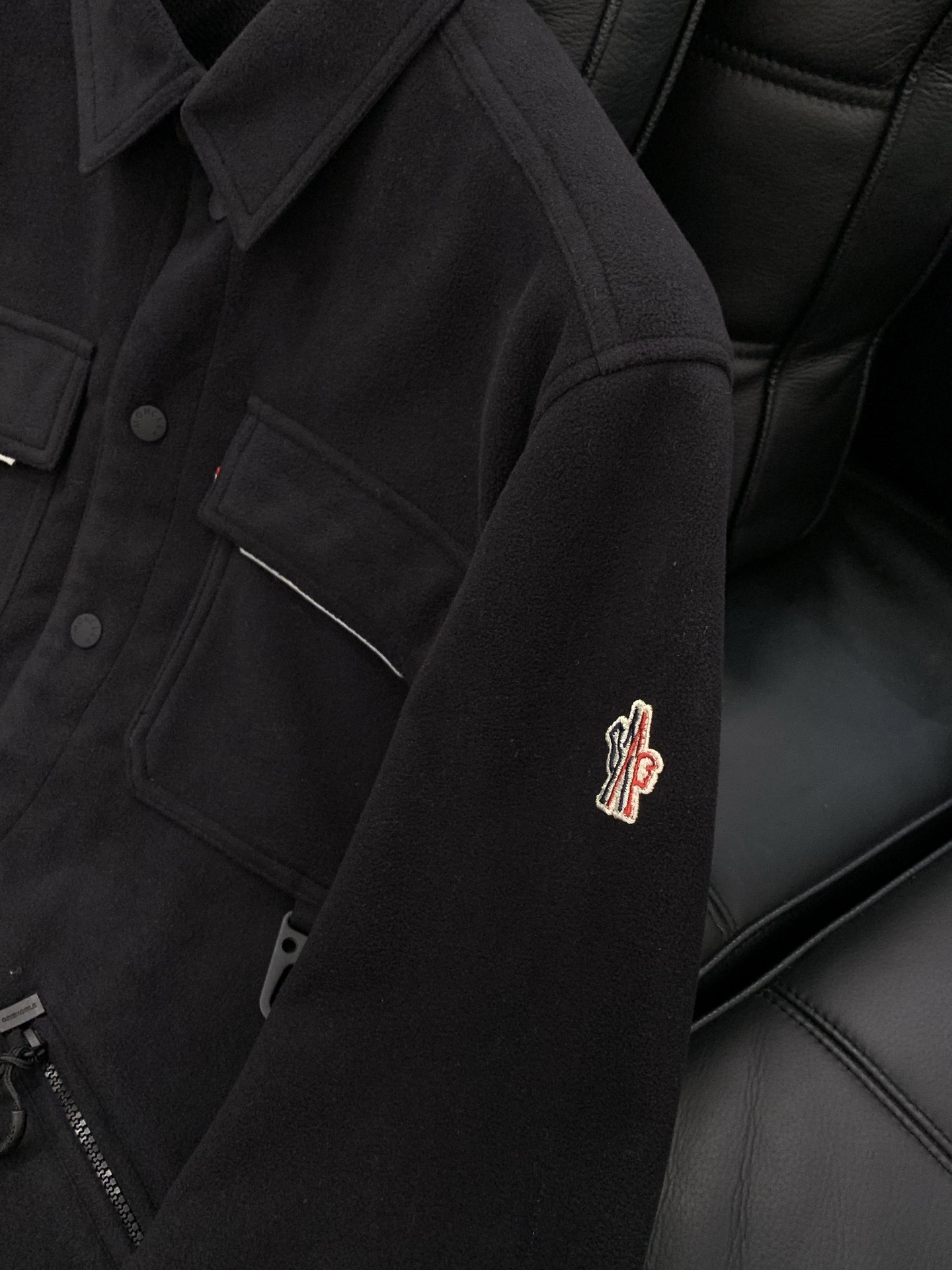 ，蒙口 工装系 进口摇粒绒 谁穿谁舒服！！法系户外系列….mon家顶尖结构户外设计….对工艺的巨大考验！