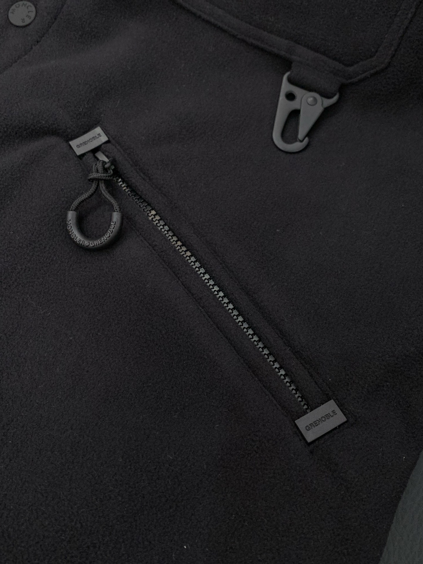 ，蒙口 工装系 进口摇粒绒 谁穿谁舒服！！法系户外系列….mon家顶尖结构户外设计….对工艺的巨大考验！