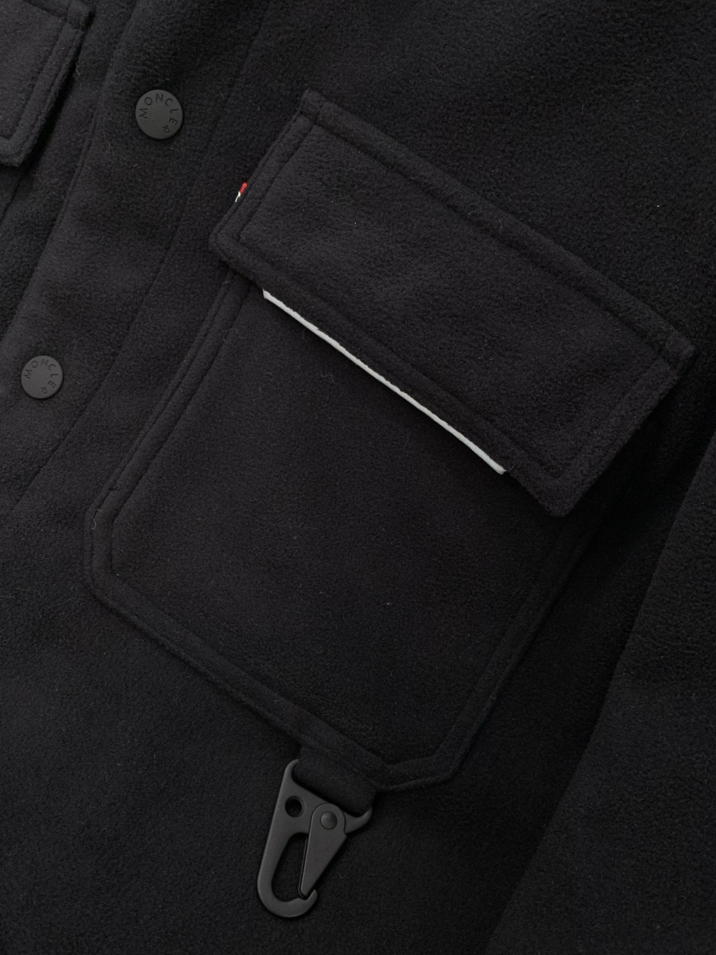 ，蒙口 工装系 进口摇粒绒 谁穿谁舒服！！法系户外系列….mon家顶尖结构户外设计….对工艺的巨大考验！