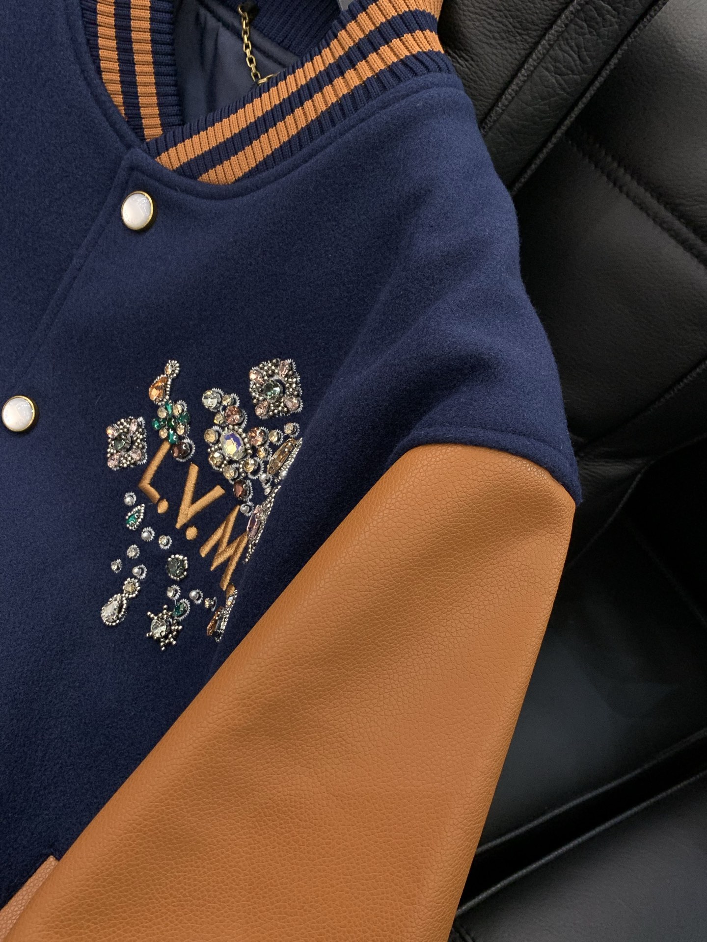 🌾，，LouisVuitton 路易威登，2025冬季最新款，专柜同步有售，原单狠货，时尚休闲棒球服，上