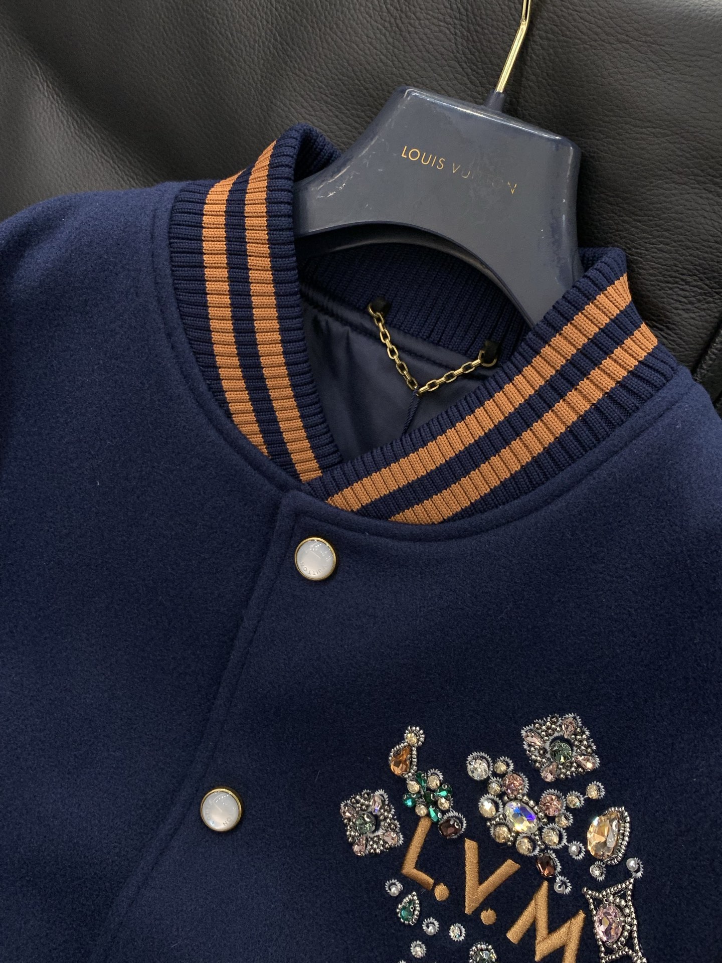 🌾，，LouisVuitton 路易威登，2025冬季最新款，专柜同步有售，原单狠货，时尚休闲棒球服，上