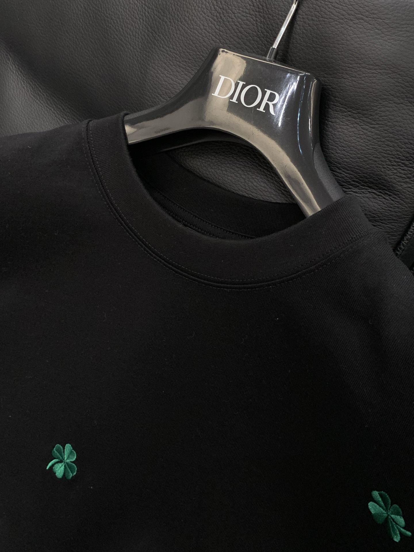 🌾，，Dior 迪奥， 2025夏季新品，专柜同步有售，简约时尚休闲圆领短袖T恤，原版进口面料，舒适透气