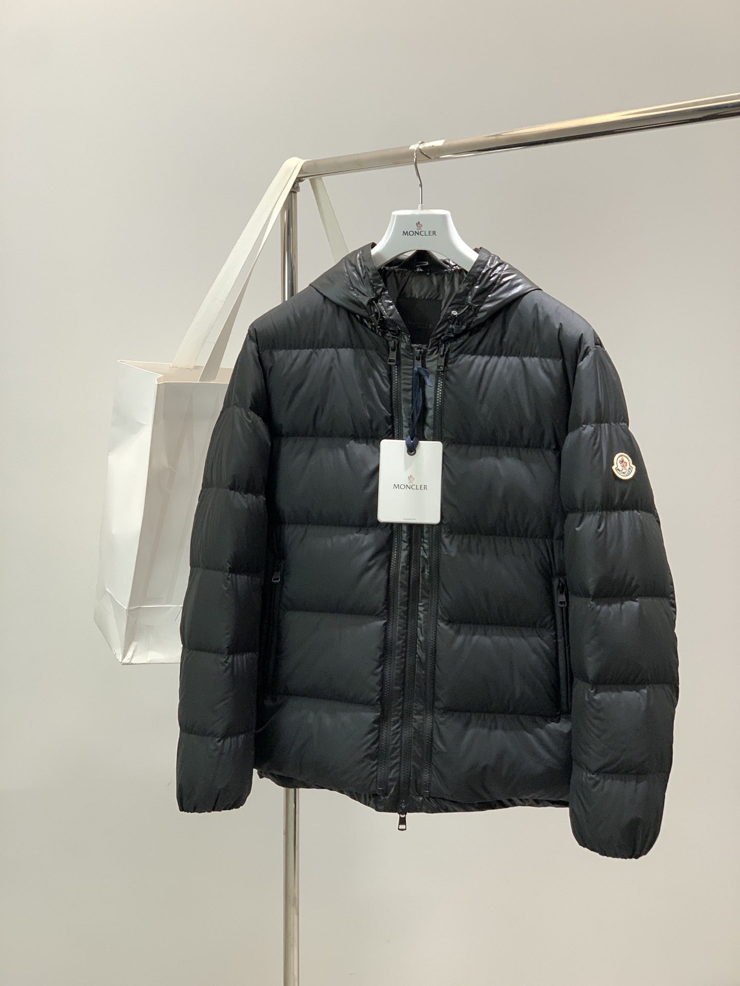 🌾，，Moncler 蒙口，2025冬季最新品，专柜同步有售，原单狠货，时尚休闲三合一羽绒服，上身舒适！