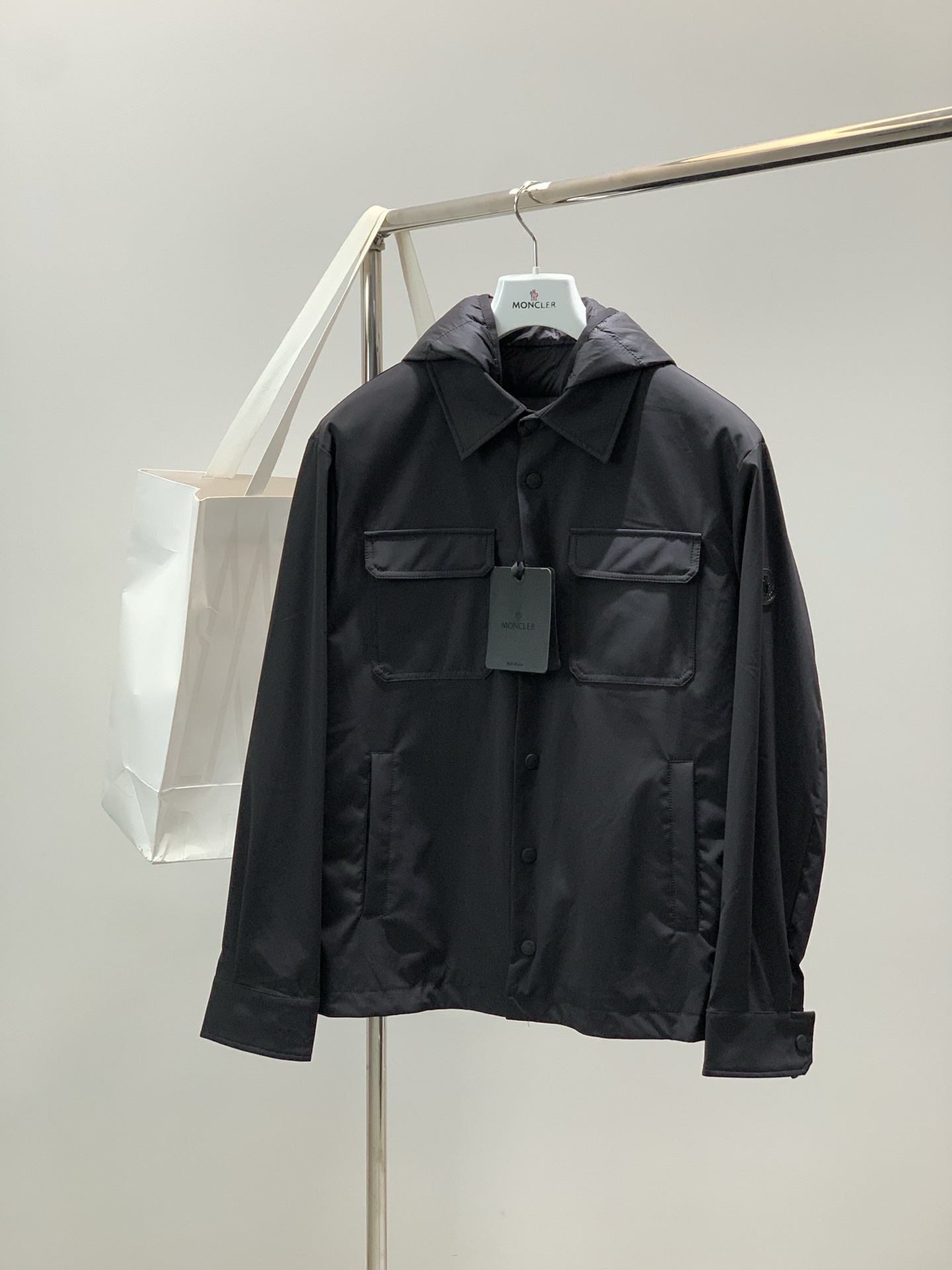 🌾，，Moncler 蒙口，2025冬季最新品，专柜同步有售，原单狠货，时尚休闲三合一羽绒服，上身舒适！