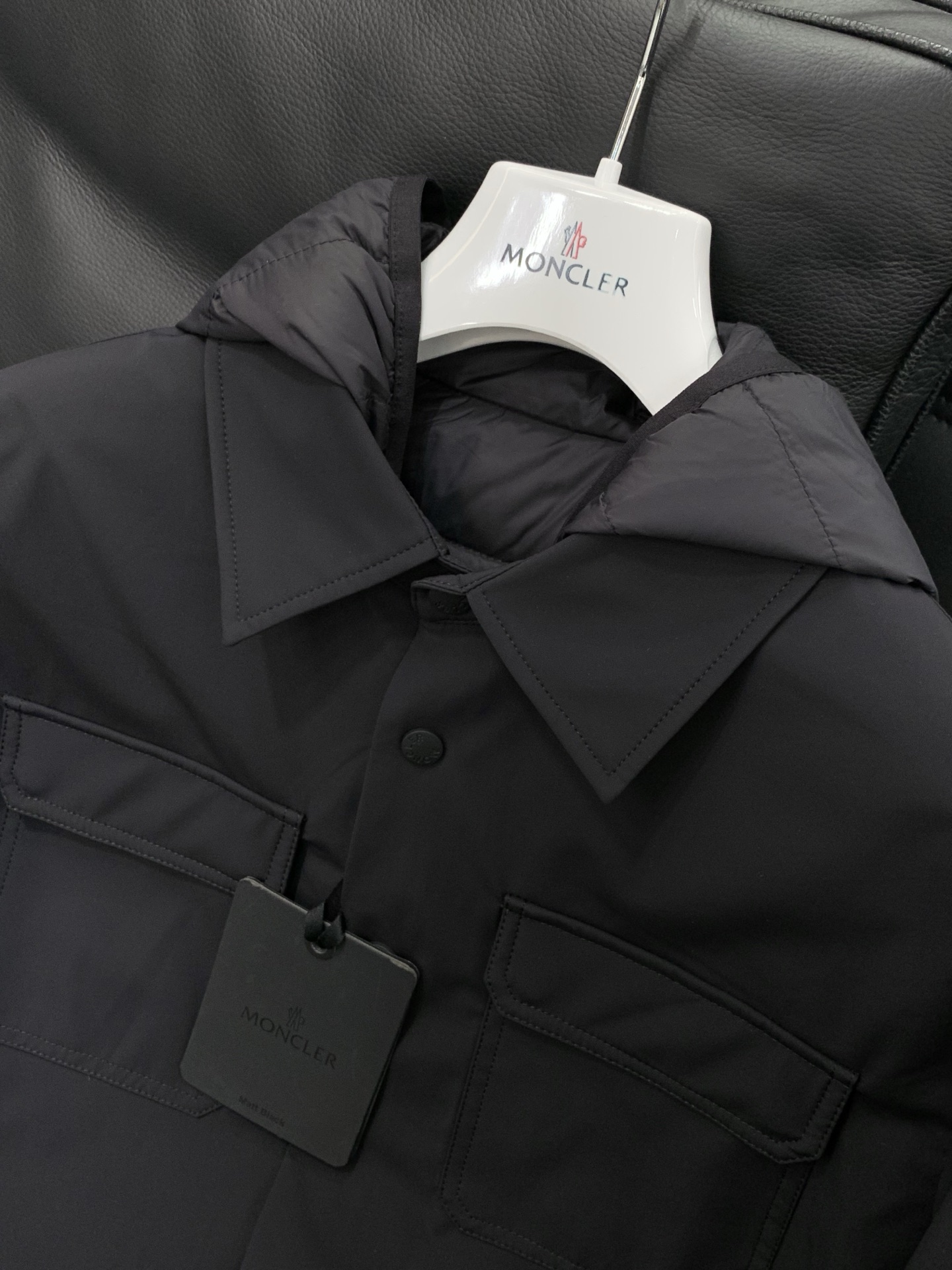 🌾，，Moncler 蒙口，2025冬季最新品，专柜同步有售，原单狠货，时尚休闲三合一羽绒服，上身舒适！