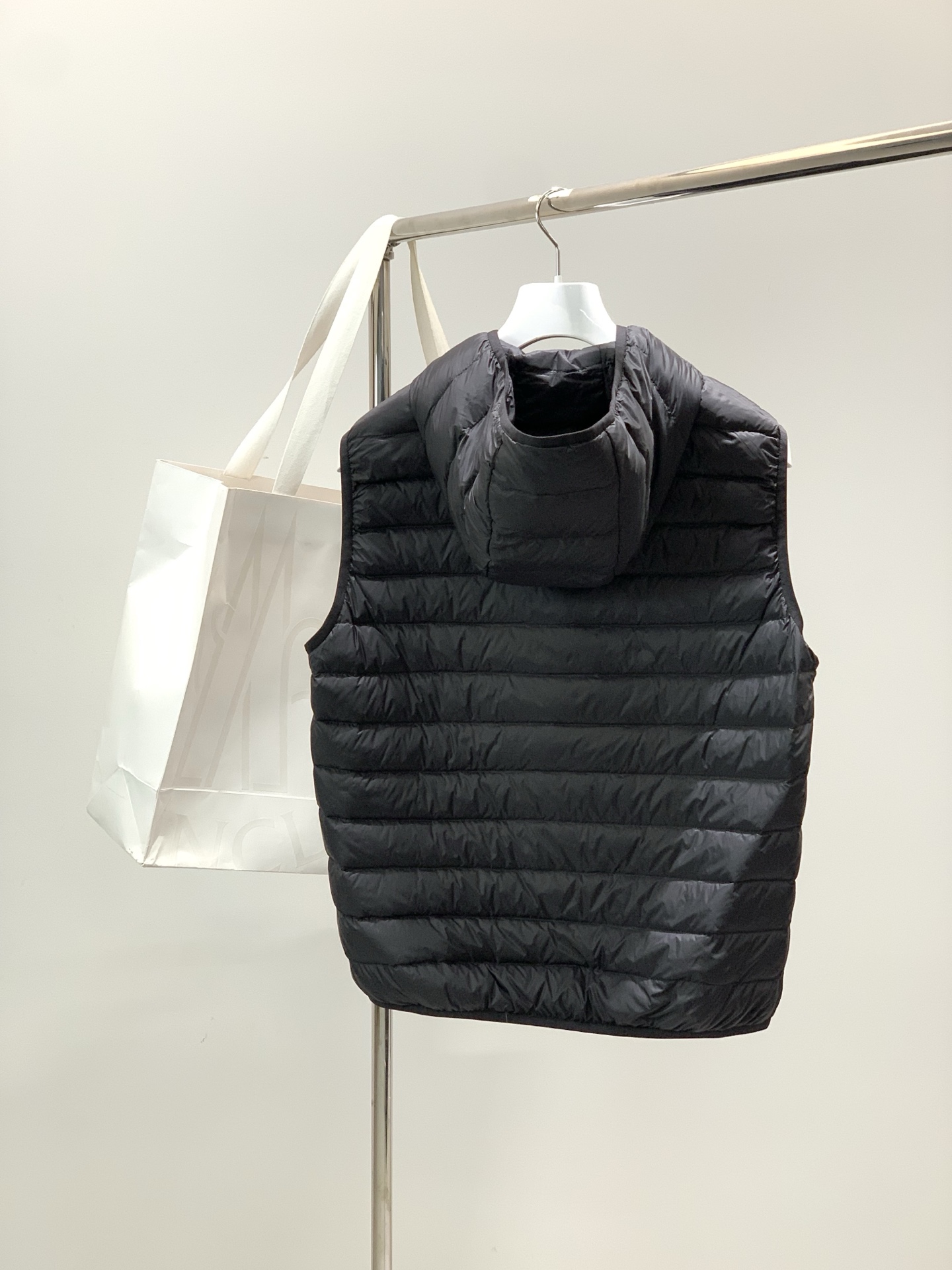 🌾，，Moncler 蒙口，2025冬季最新品，专柜同步有售，原单狠货，时尚休闲三合一羽绒服，上身舒适！