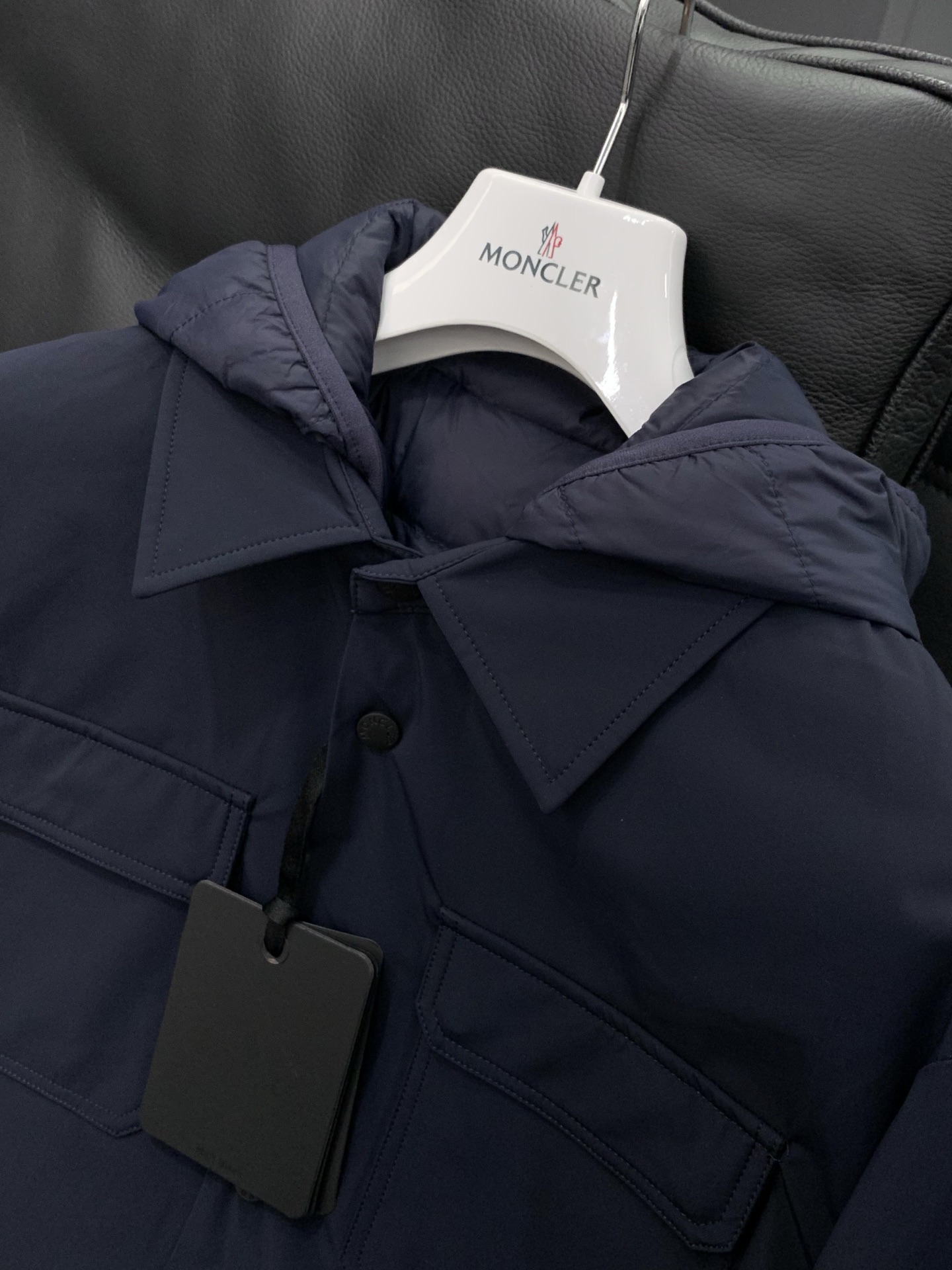 🌾，，Moncler 蒙口，2025冬季最新品，专柜同步有售，原单狠货，时尚休闲三合一羽绒服，上身舒适！