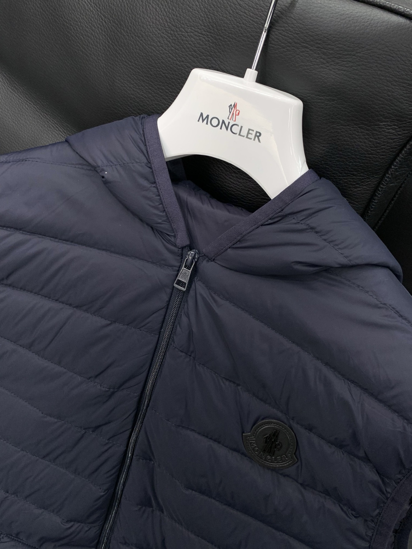 🌾，，Moncler 蒙口，2025冬季最新品，专柜同步有售，原单狠货，时尚休闲三合一羽绒服，上身舒适！