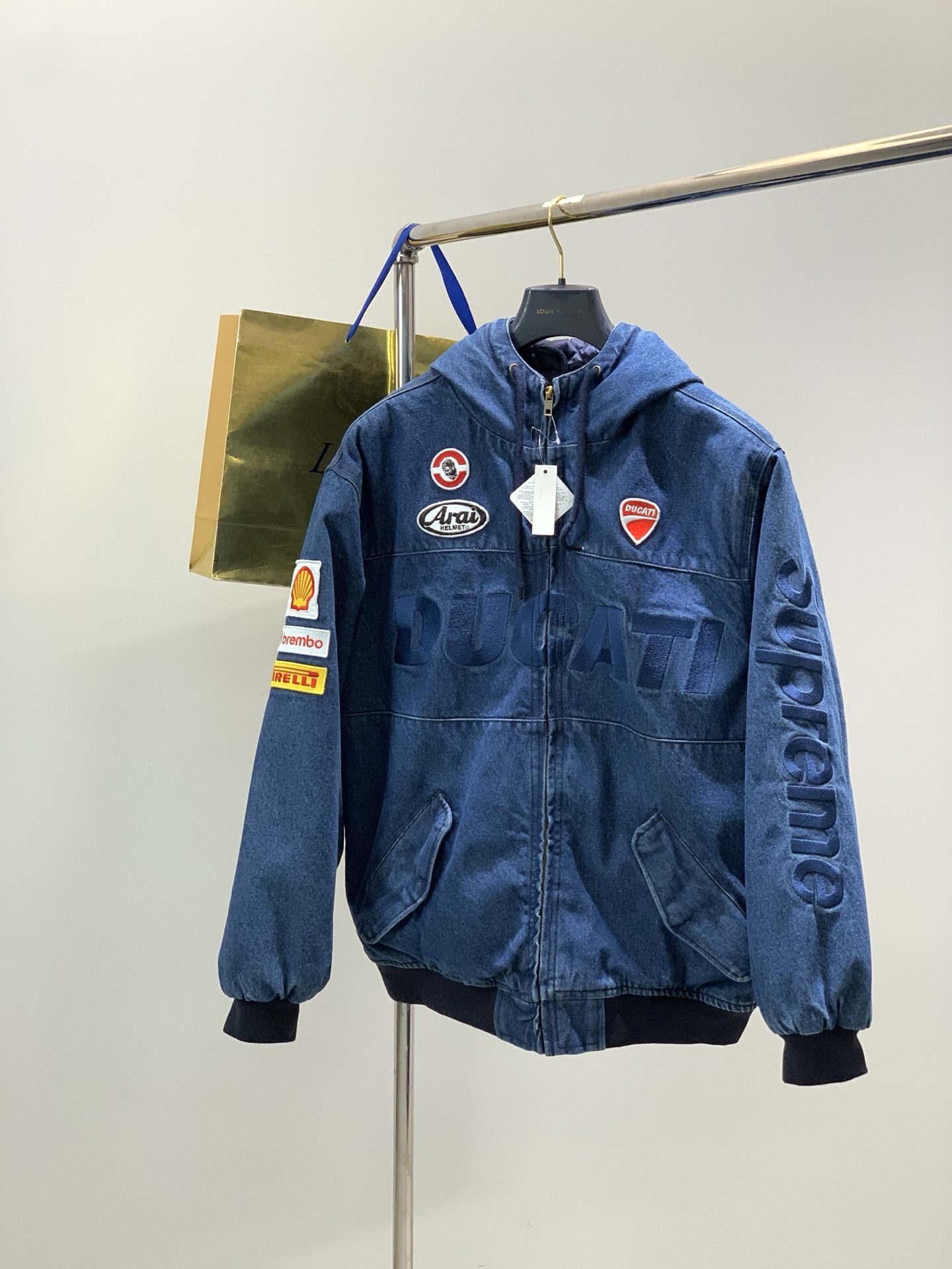 🌾，，SUPREME x DUCATI/杜卡迪 联名款双口袋拉链连帽赛车机车服夹克外套颜色：黑色/蓝色尺