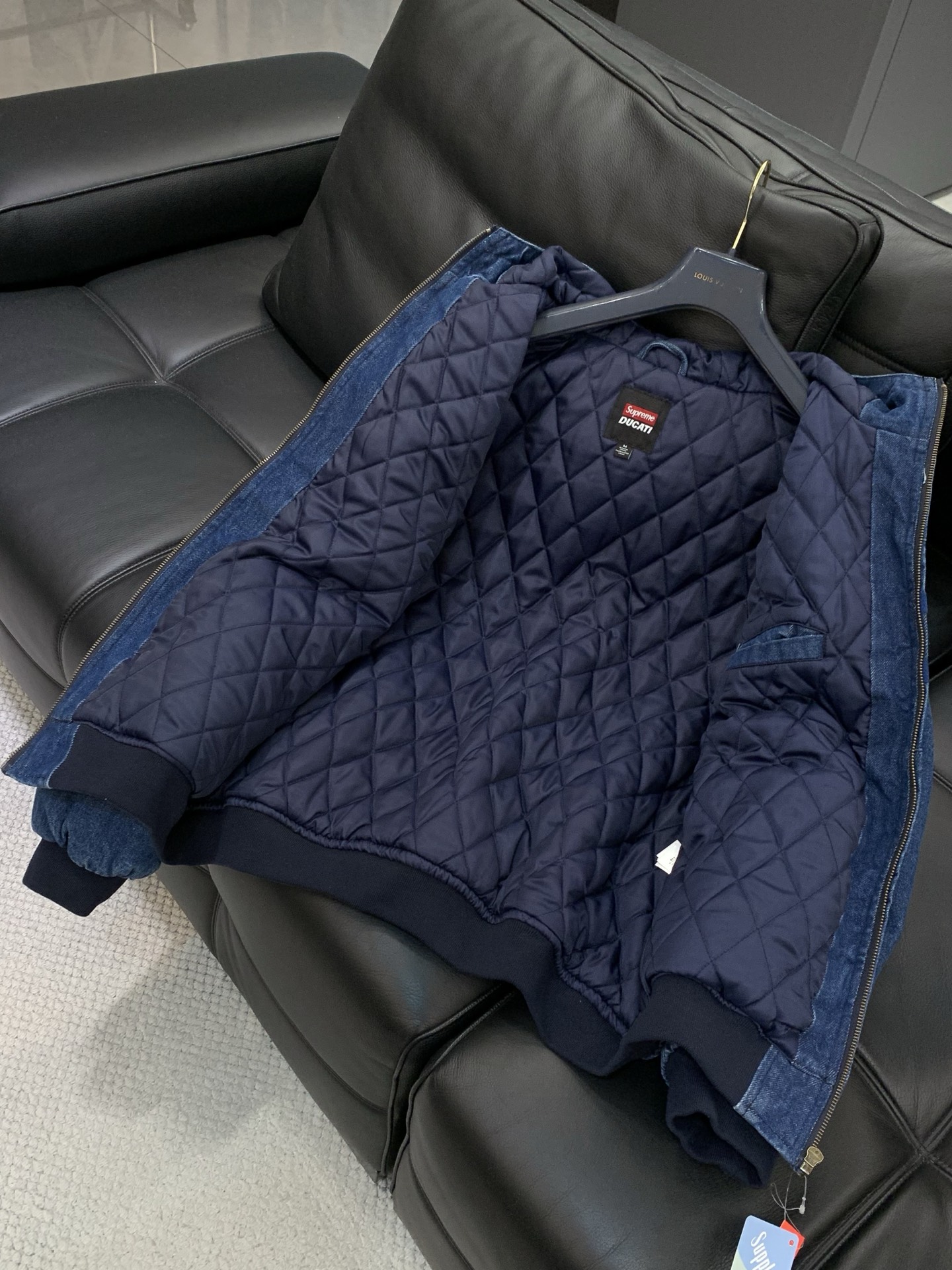 🌾，，SUPREME x DUCATI/杜卡迪 联名款双口袋拉链连帽赛车机车服夹克外套颜色：黑色/蓝色尺