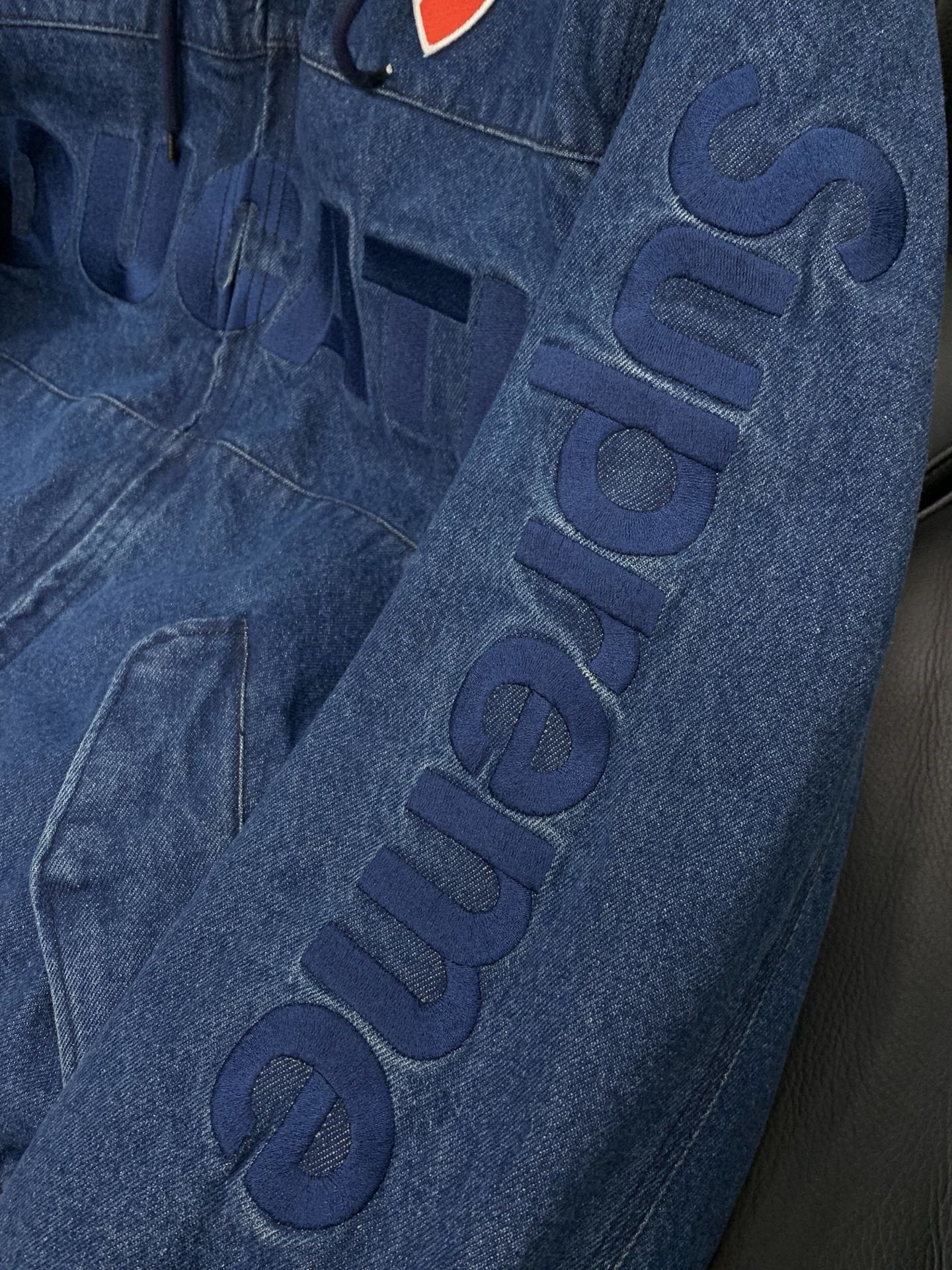 🌾，，SUPREME x DUCATI/杜卡迪 联名款双口袋拉链连帽赛车机车服夹克外套颜色：黑色/蓝色尺