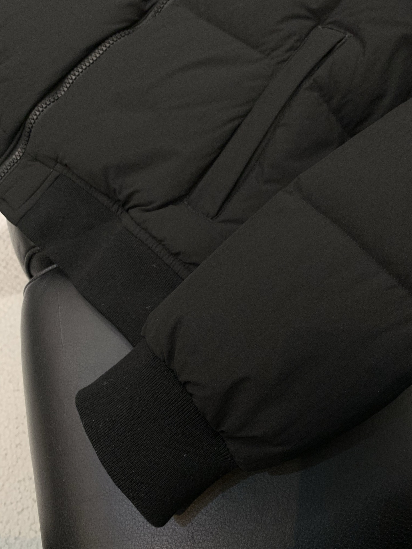 🌾，，RalP🆕h Lauren拉夫劳伦新款刺绣小马图案拉链长袖立领纯色羽绒服 男女同款 降温刚需款！ 