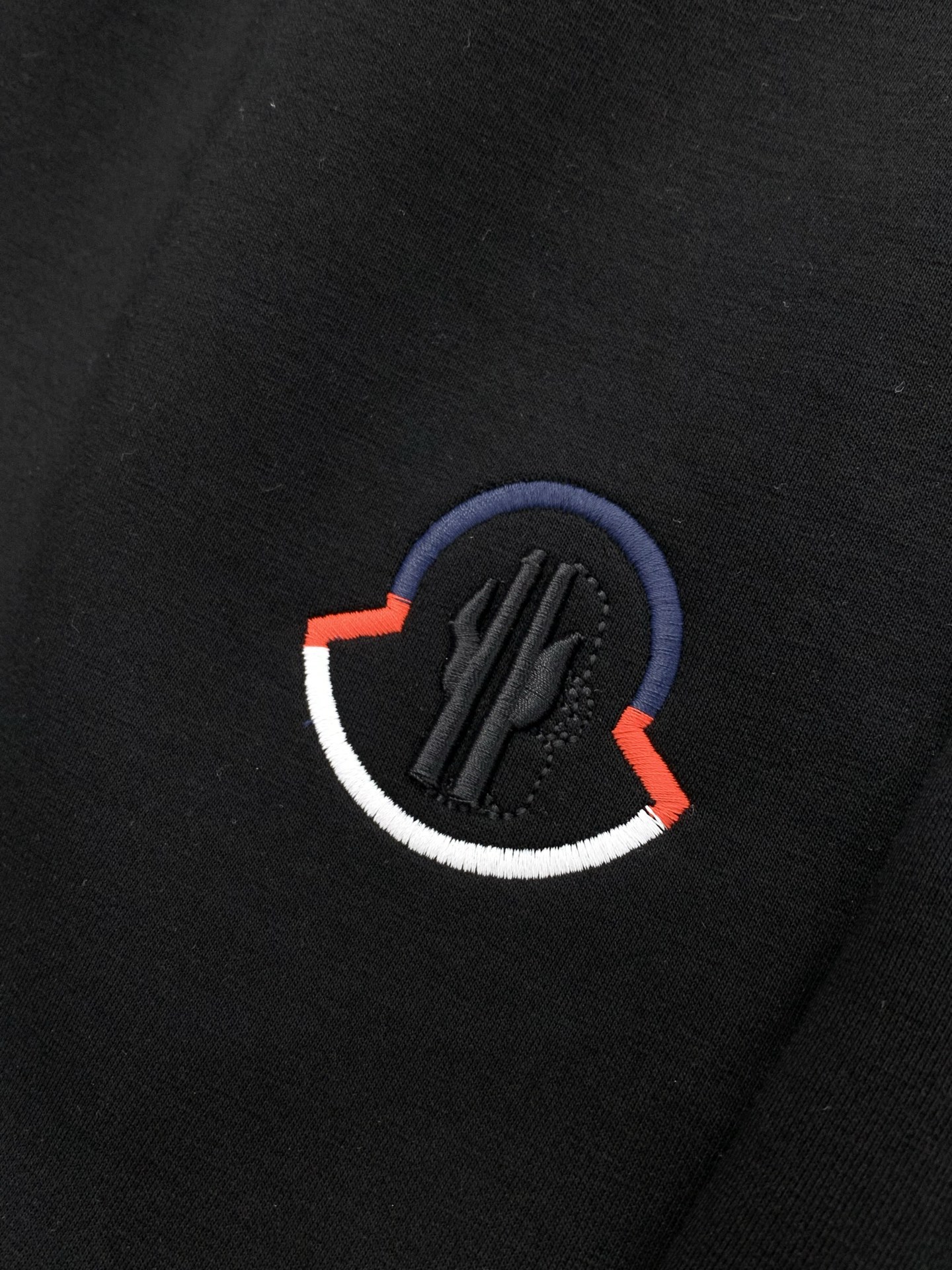 🌾，，蒙口 黑色 束脚 休闲裤材质 面料:棉32%锦纶63%氨纶5%里料:涤纶100%机洗，手洗最高水温