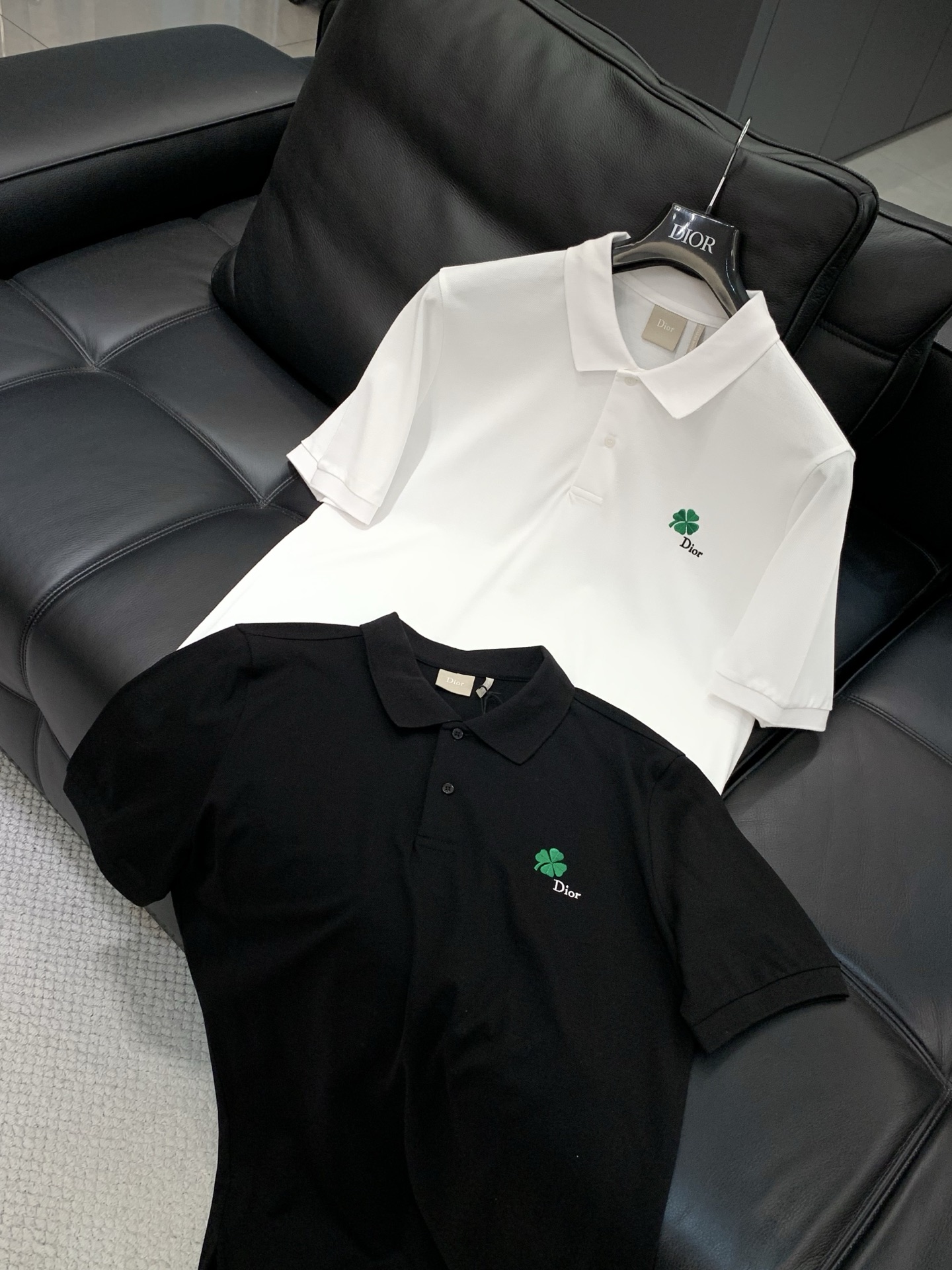 🌾，，Dior 迪奥， 2025夏季新品，专柜同步有售，简约时尚休闲翻领短袖T恤，原版进口面料，舒适透气