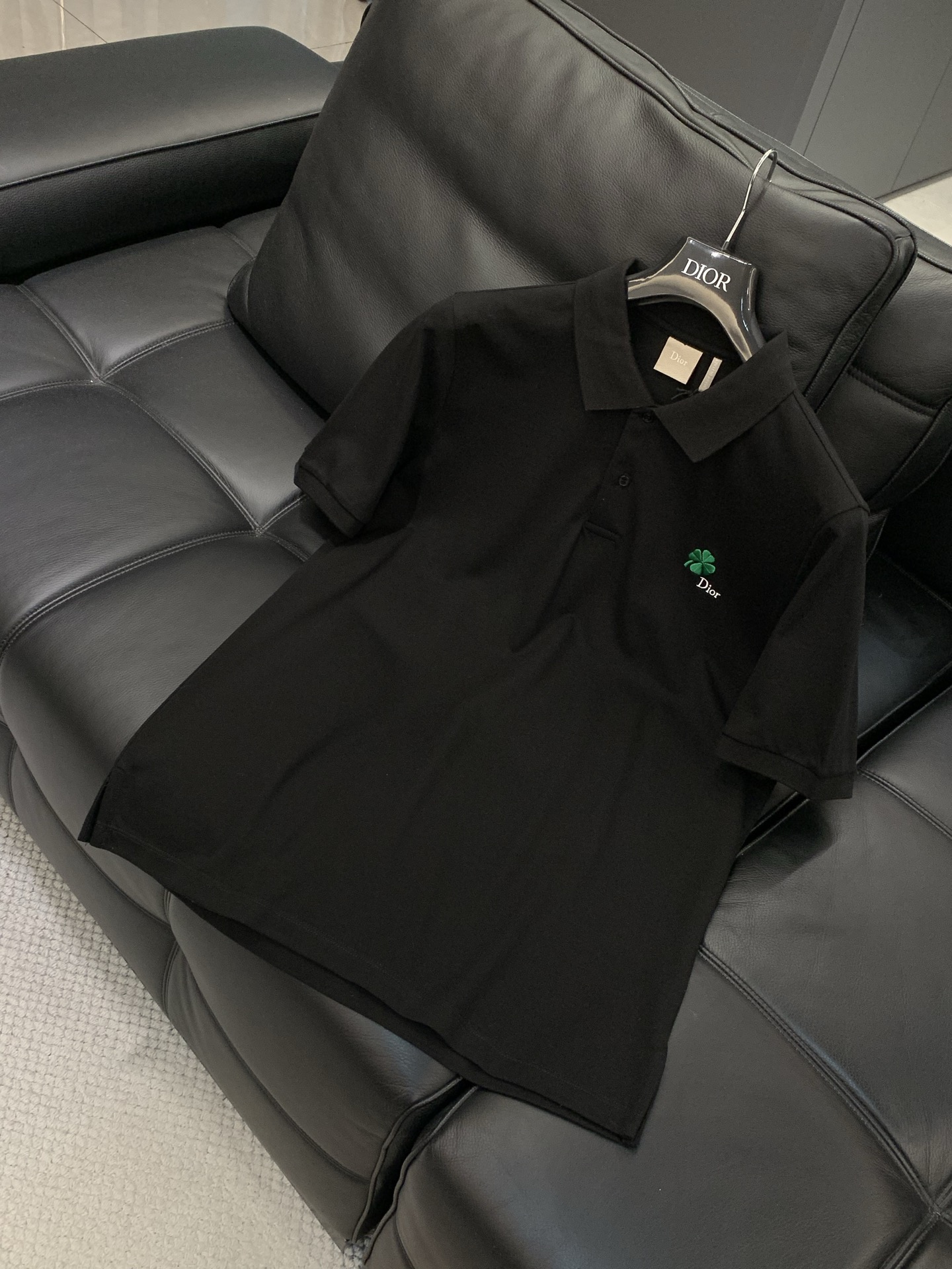 🌾，，Dior 迪奥， 2025夏季新品，专柜同步有售，简约时尚休闲翻领短袖T恤，原版进口面料，舒适透气