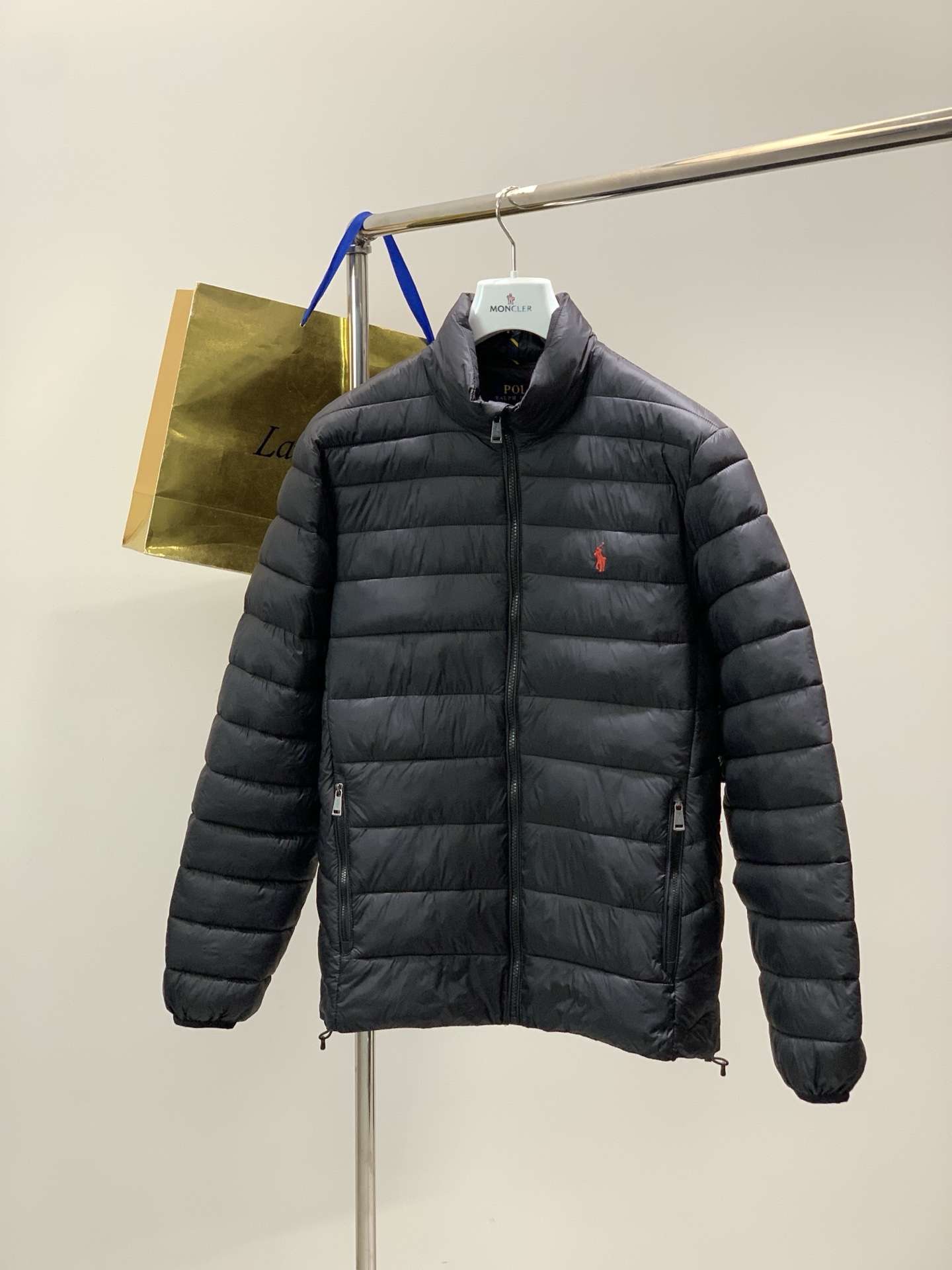 🌾，，RalP🆕h Lauren拉夫劳伦 纯色Logo刺绣立领拉链长袖棉服外套男女同款拉夫劳伦排骨绗缝款