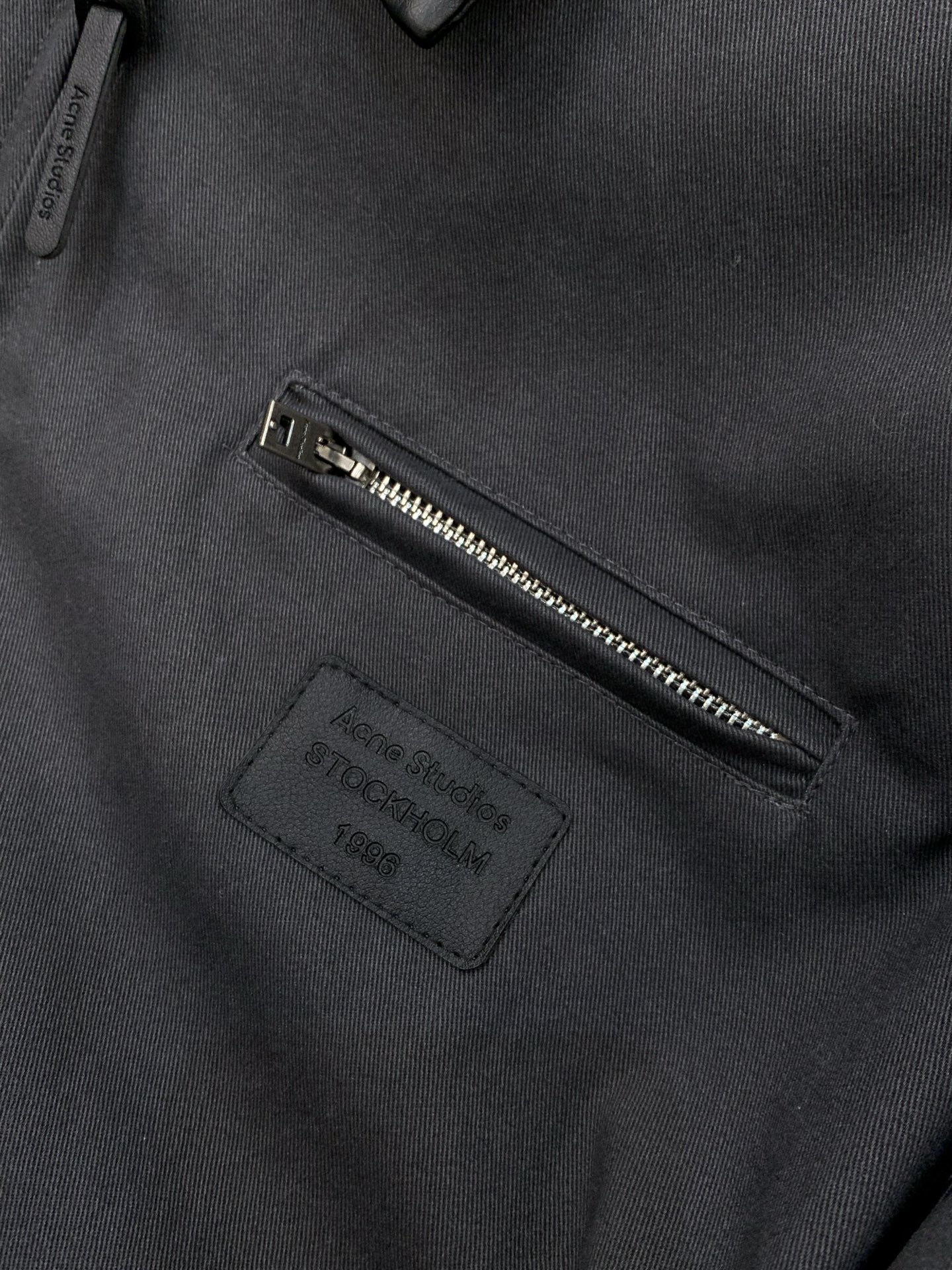 🌾，，Acne Studios 巴恩风皮领徽标落肩长袖飞行员夹克棉服外套 男女同款原版购入开发 定制面料