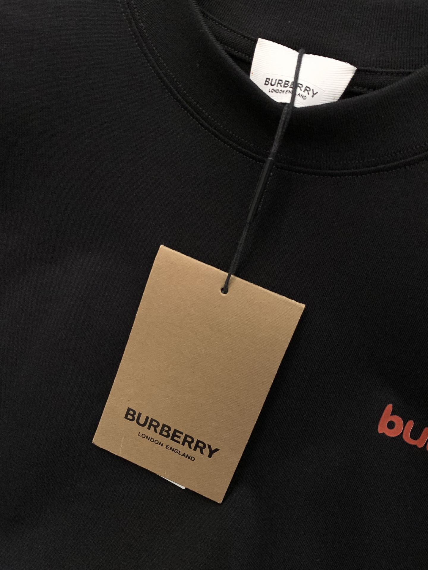 ，Burberry 巴宝莉，春夏最新品，专柜同步有售，原单狠货，时尚休闲圆领短袖T恤，进口原版面料，上身
